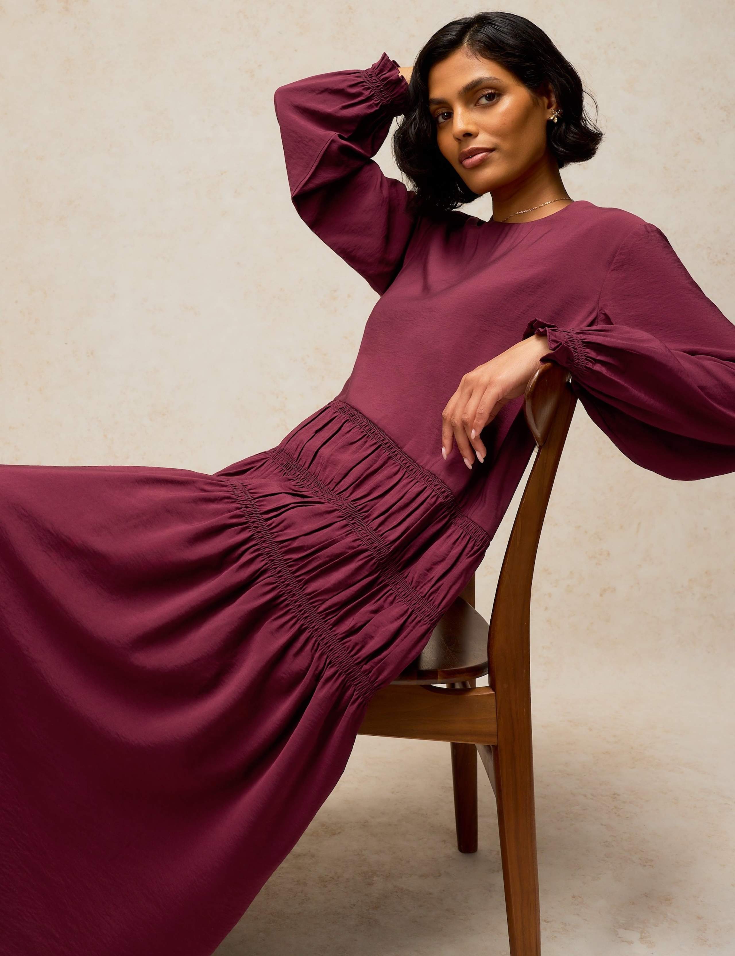 Adeline Scoop Neck Midi Drop Waist Dress 5 of 6