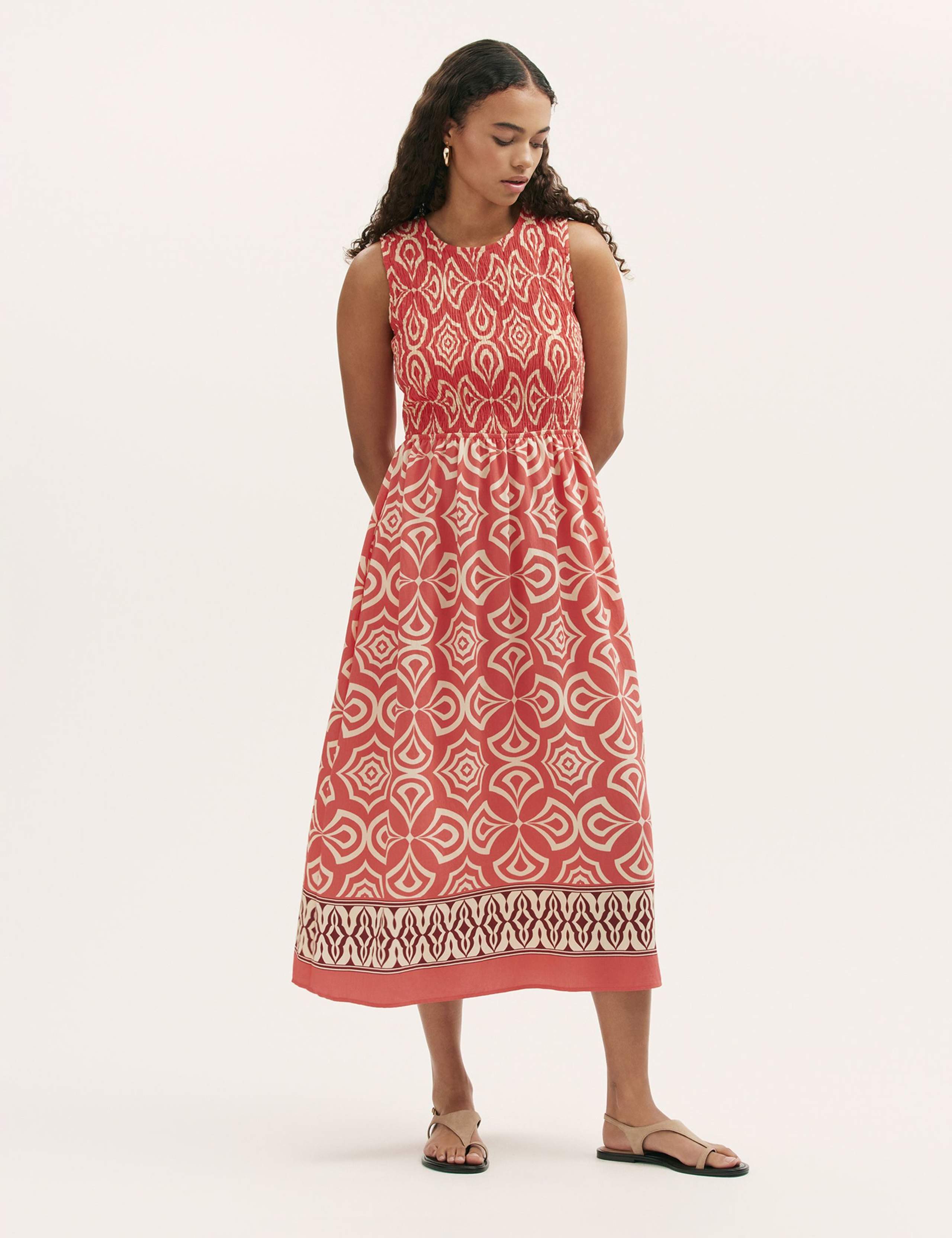 Printed Round Neck Midi Shirred Dress 2 of 5