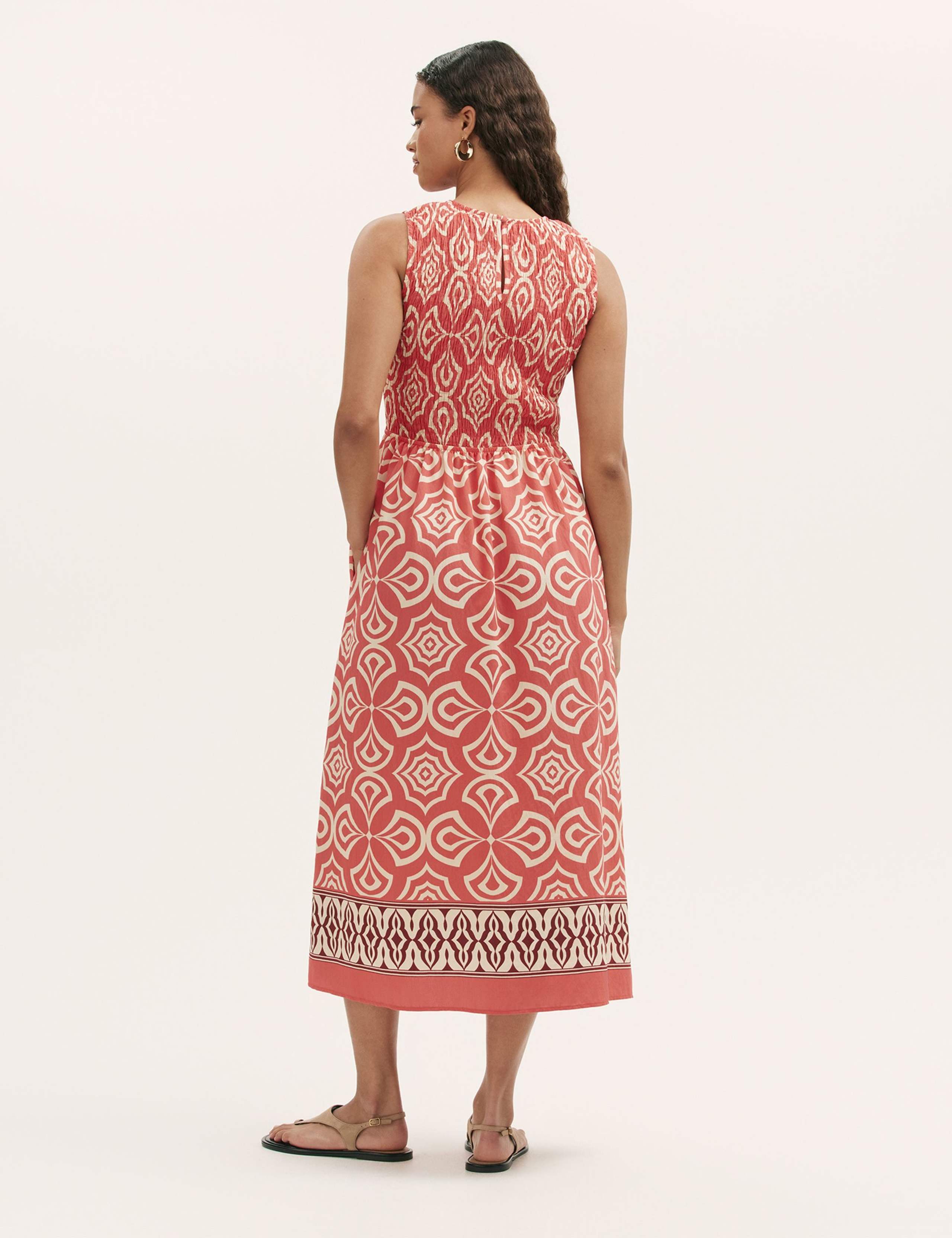 Printed Round Neck Midi Shirred Dress 3 of 5