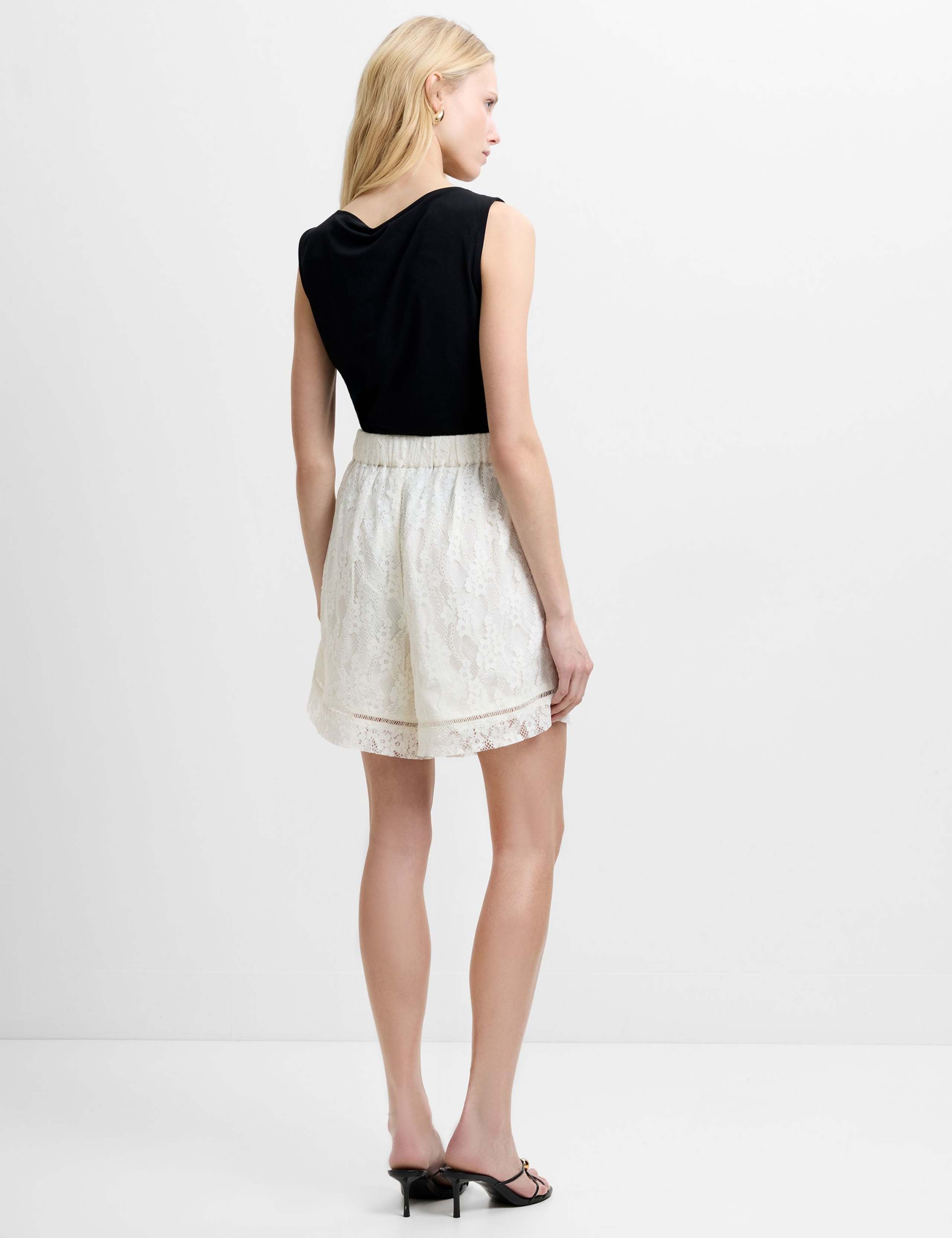 Lace High Waisted Shorts 3 of 5