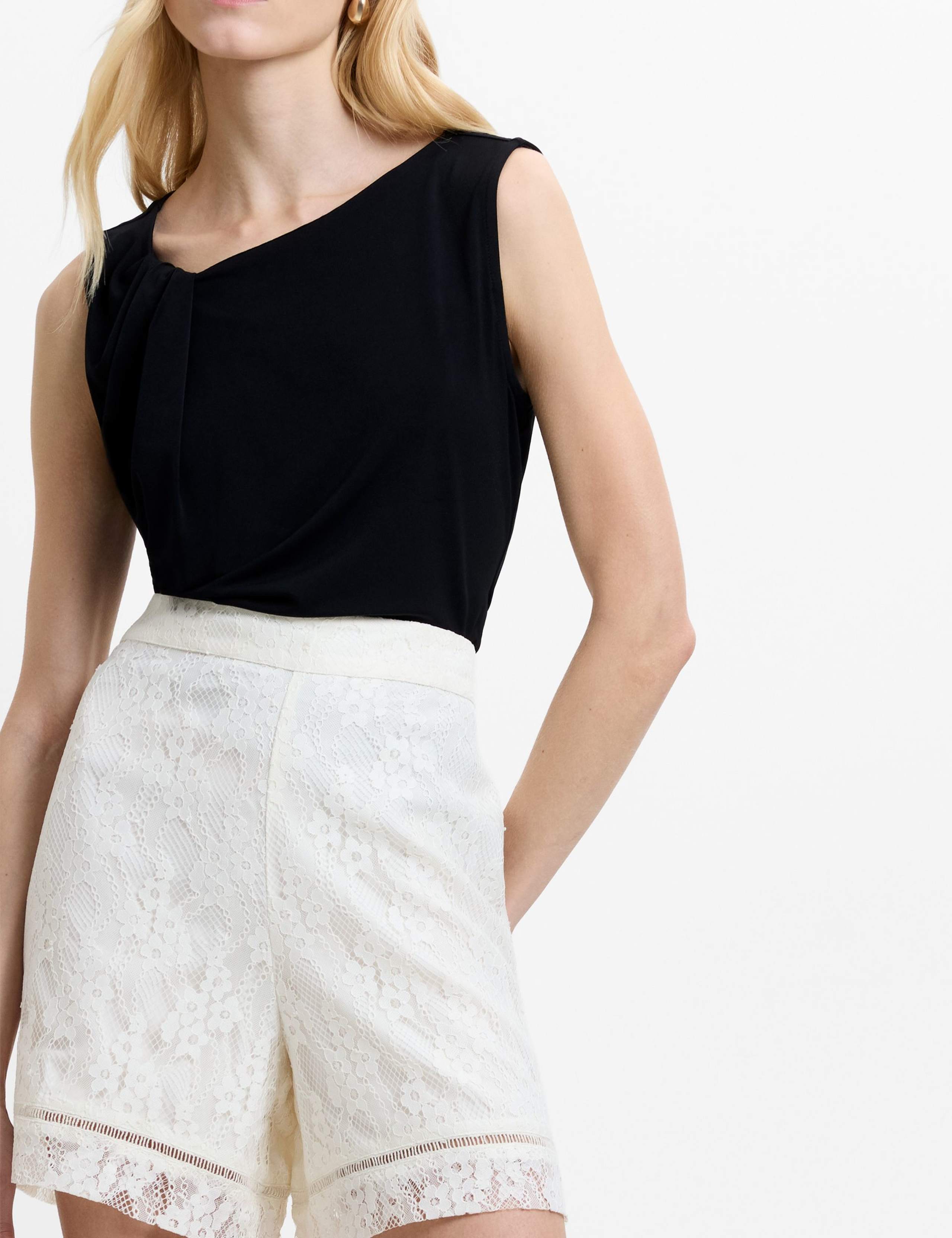Lace High Waisted Shorts 4 of 5