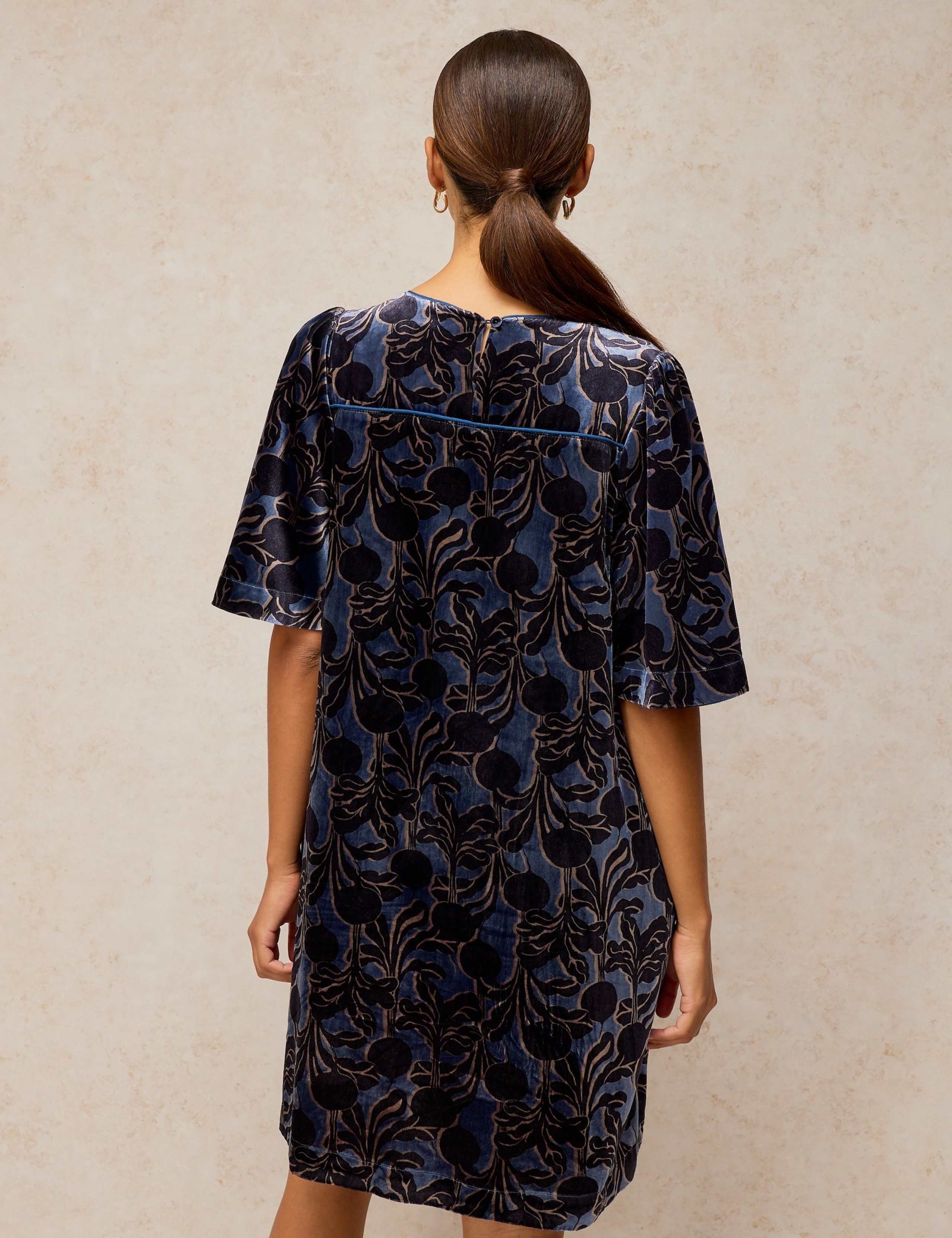 Harper Velvet Notch Neck Midi Shift Dress 4 of 6