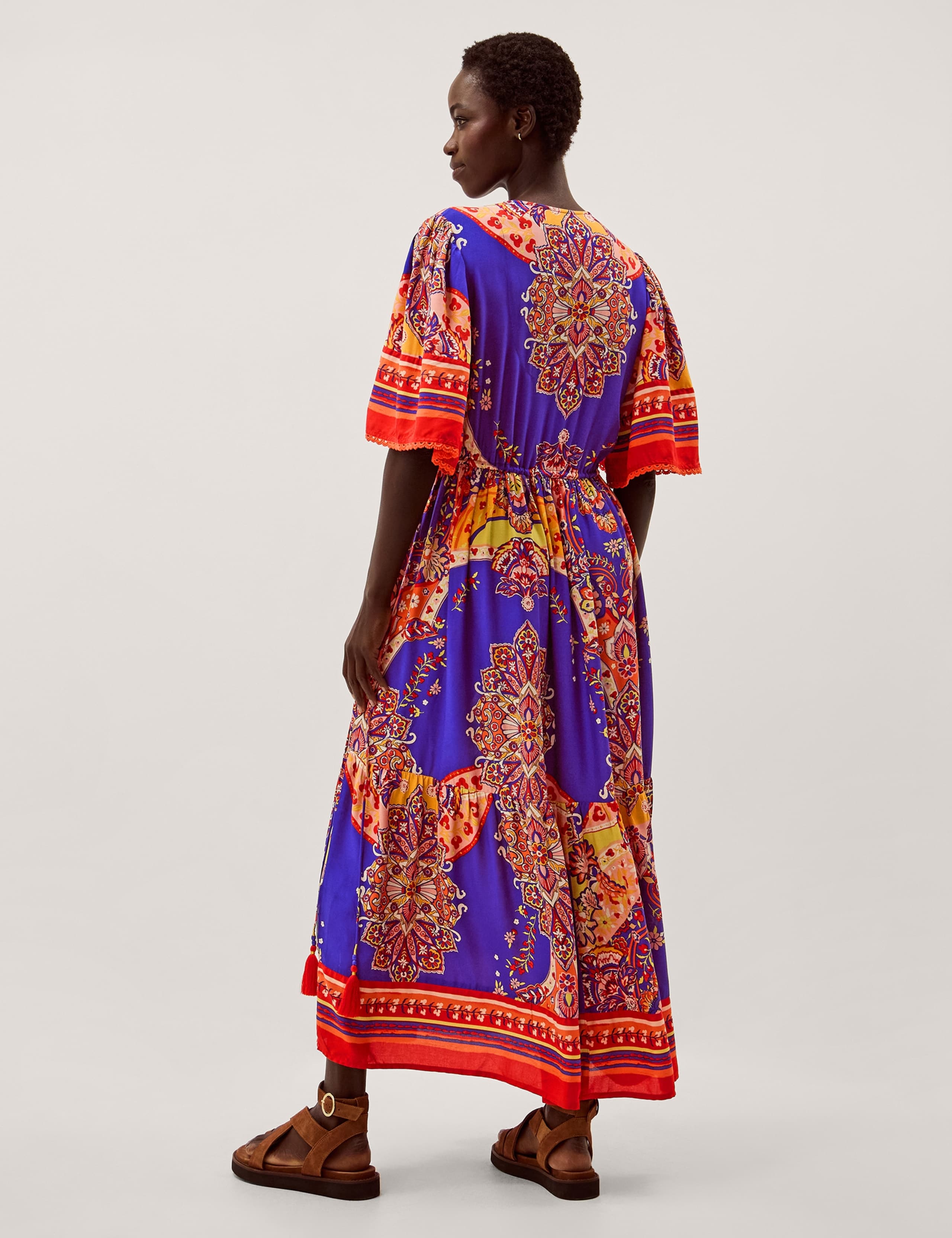 Printed V-Neck Maxi Waisted Dress 3 of 5