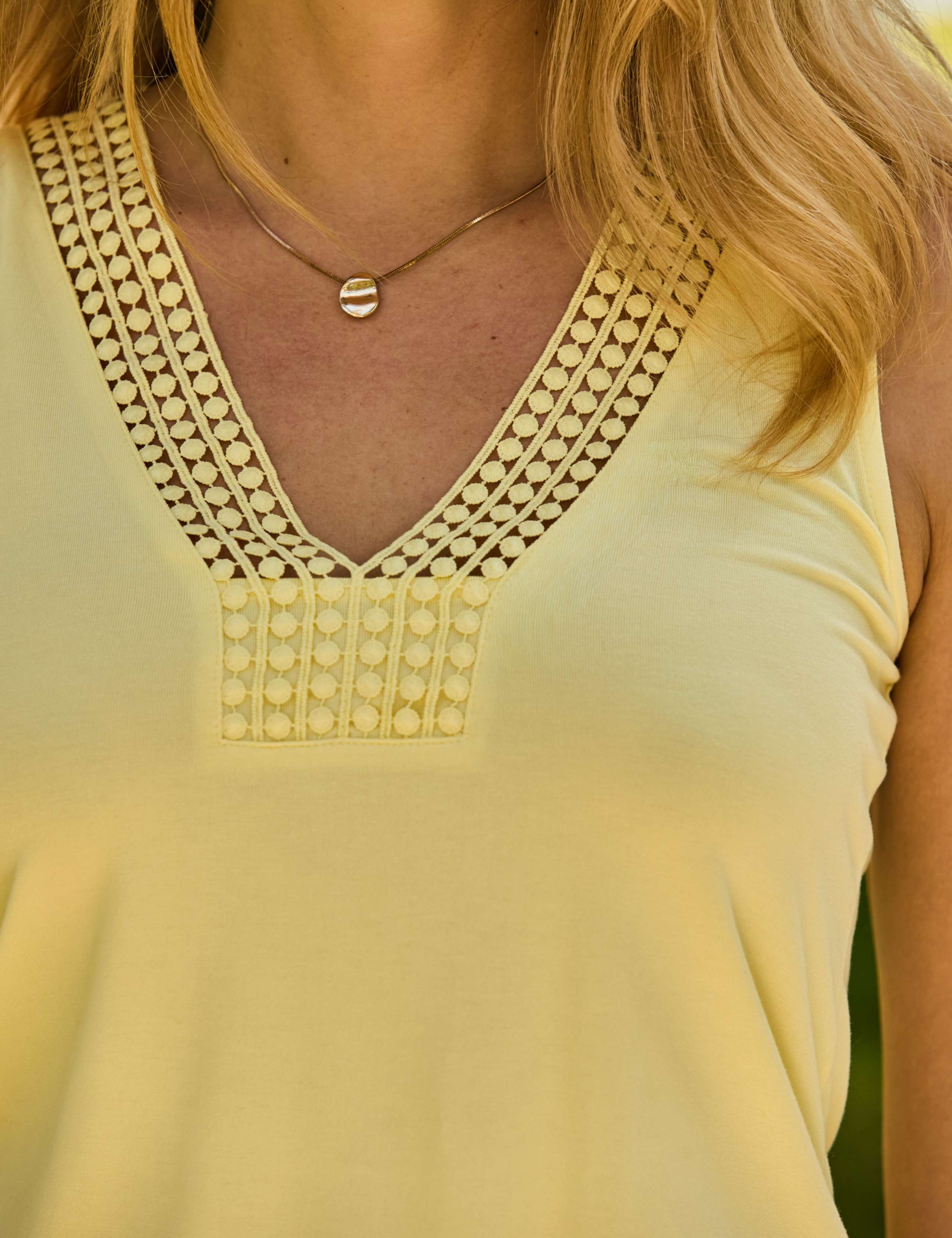 Crochet Trim V-Neck Vest 6 of 6