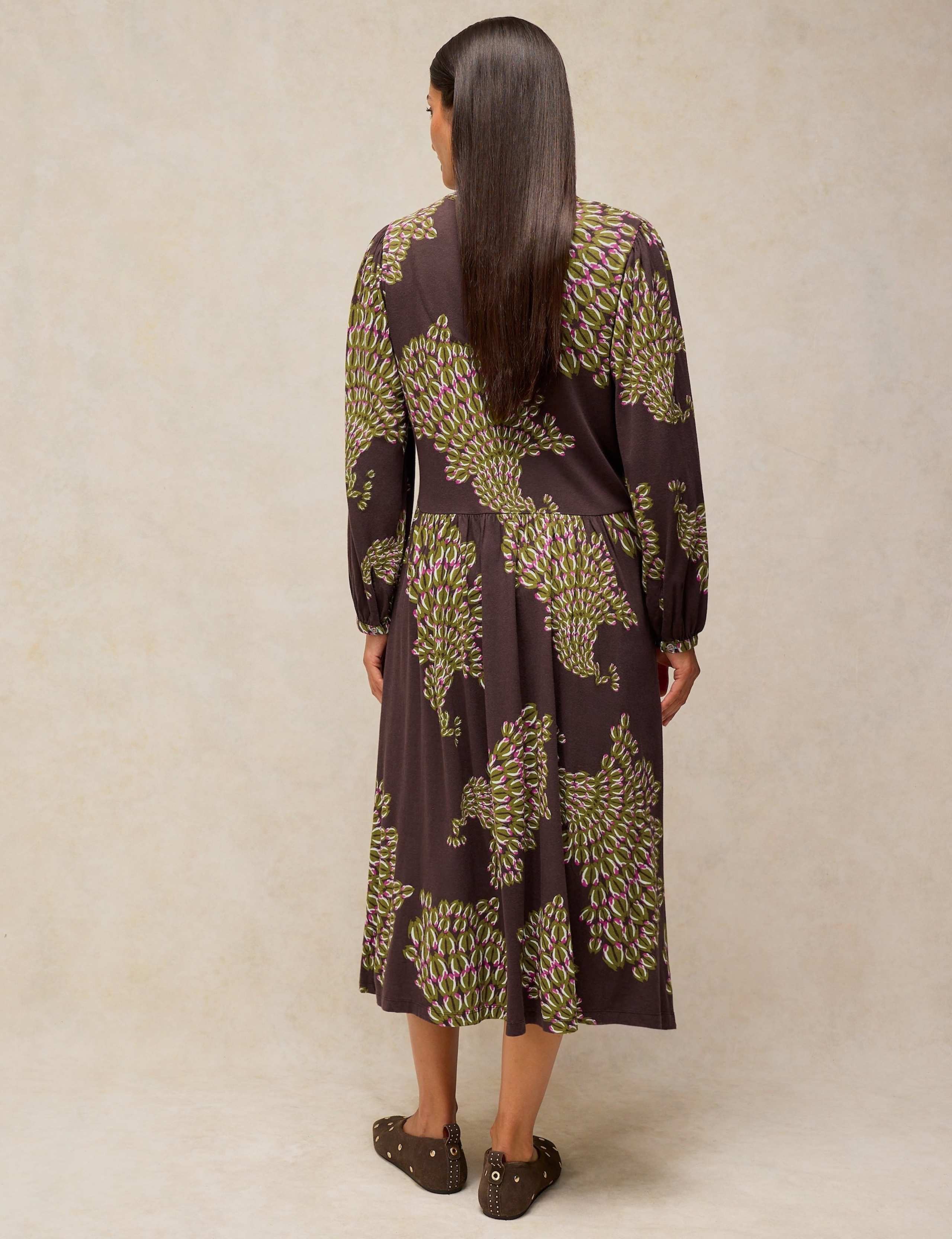 Leah Jersey Notch Neck Knee Length Tea Dress 3 of 6