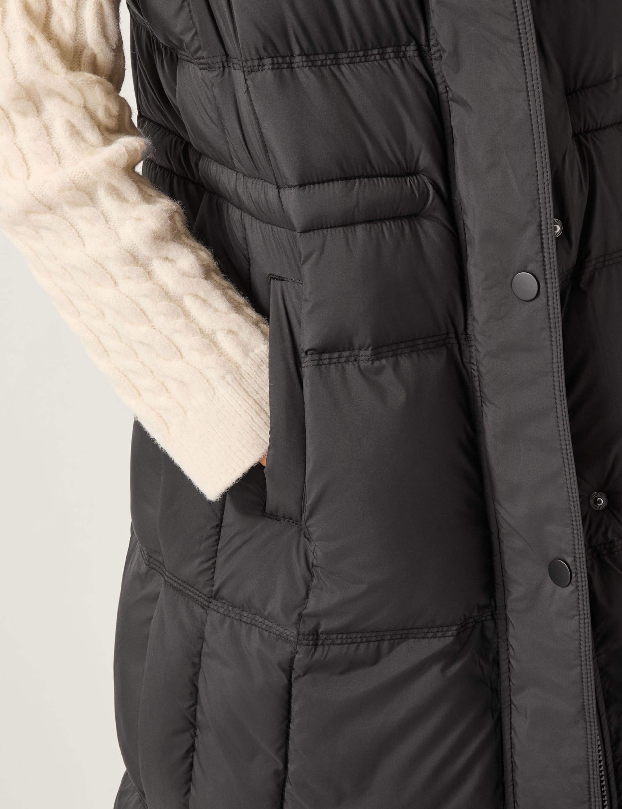 Padded Longline Gilet 4 of 5