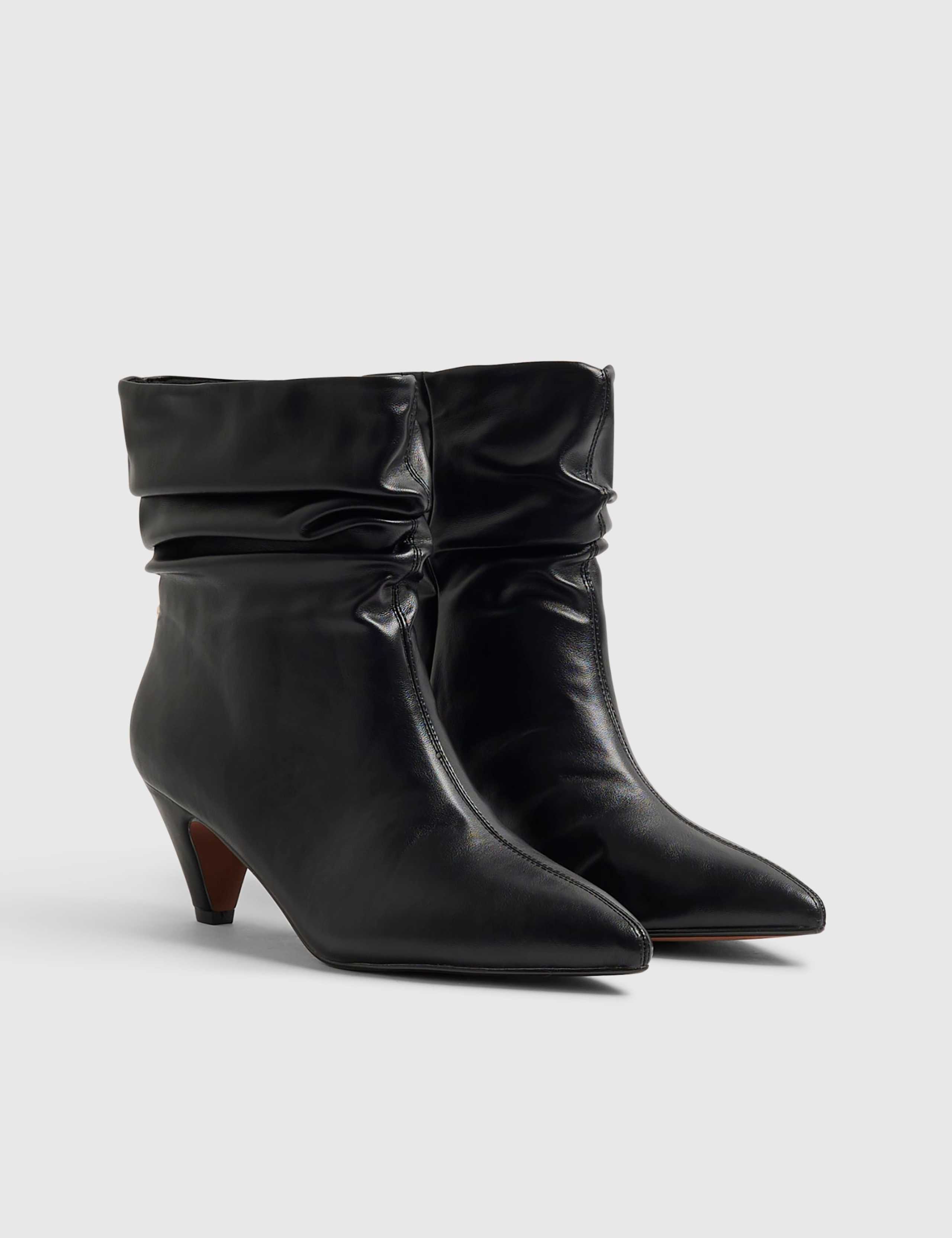 Kitten Heel Pointed Ankle Boots 3 of 5