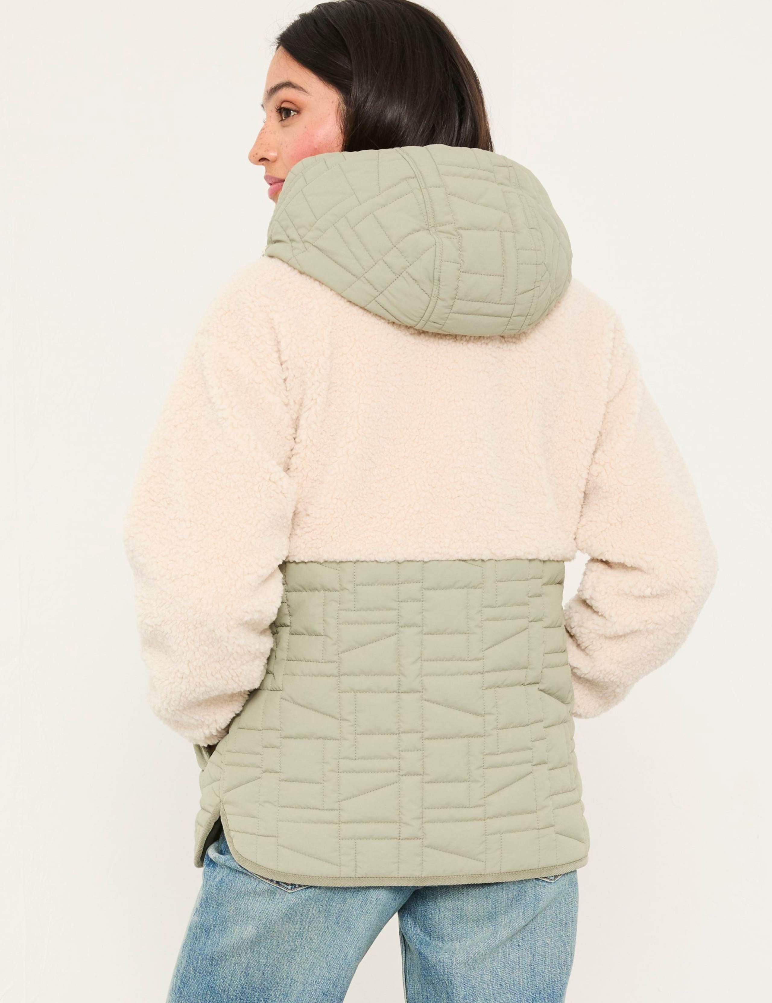 Hooded Fleece Jacket 4 of 6