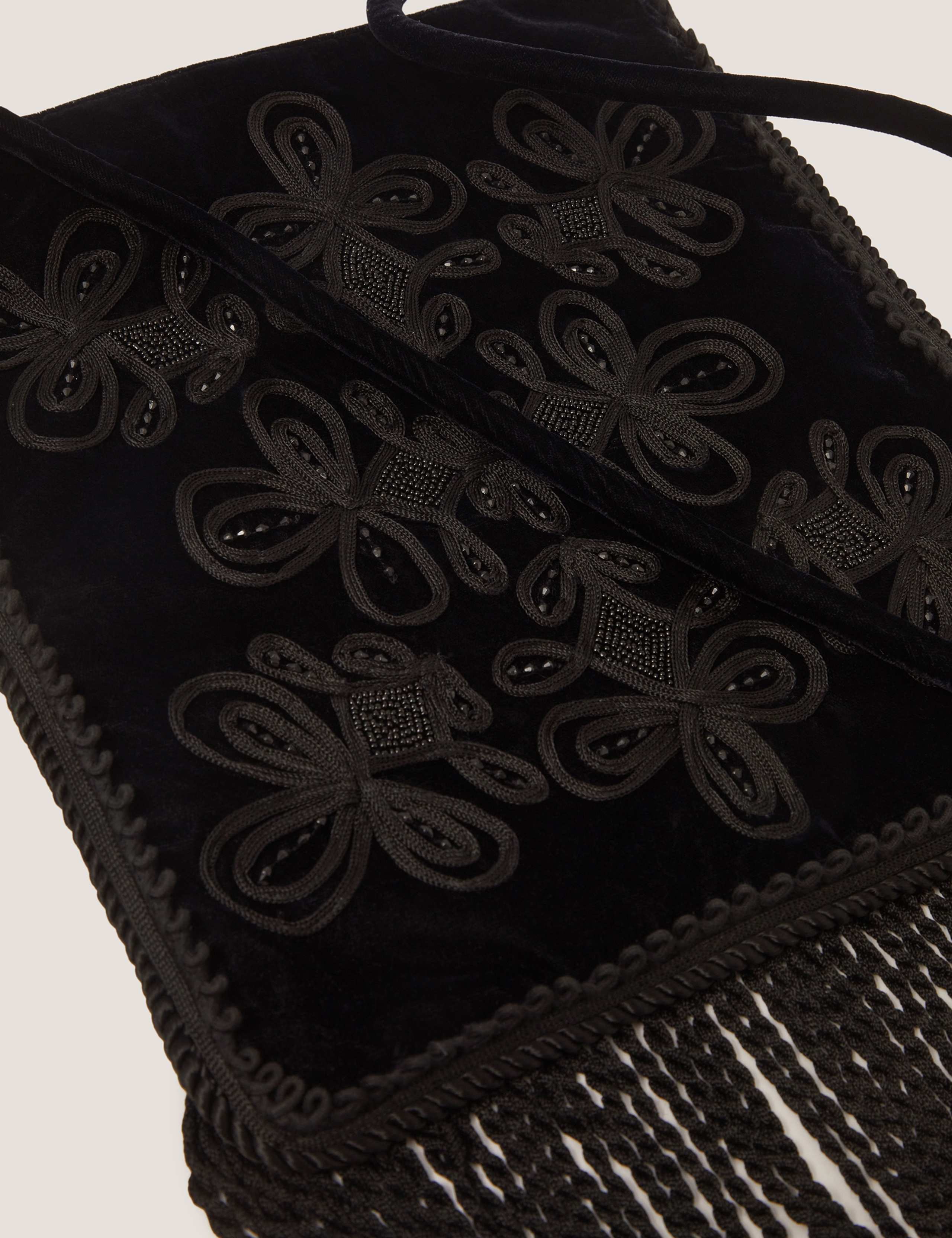 Velvet Embroidered Fringed Shoulder Bag 3 of 4