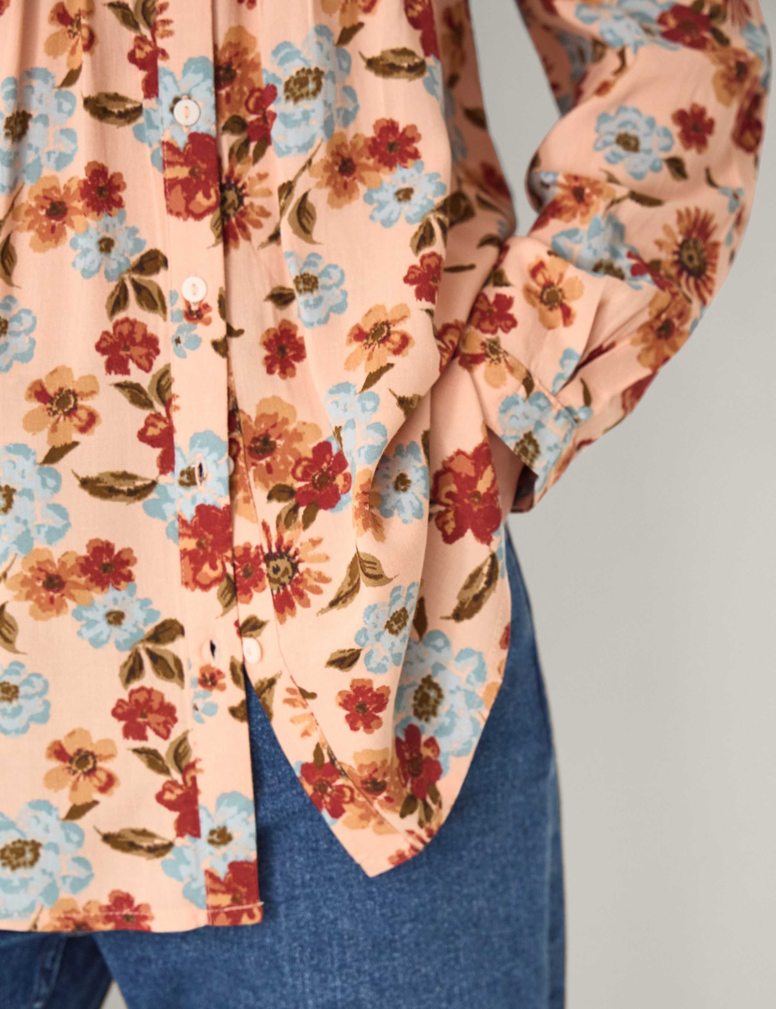 Floral Pintuck Button Through Blouse 3 of 4