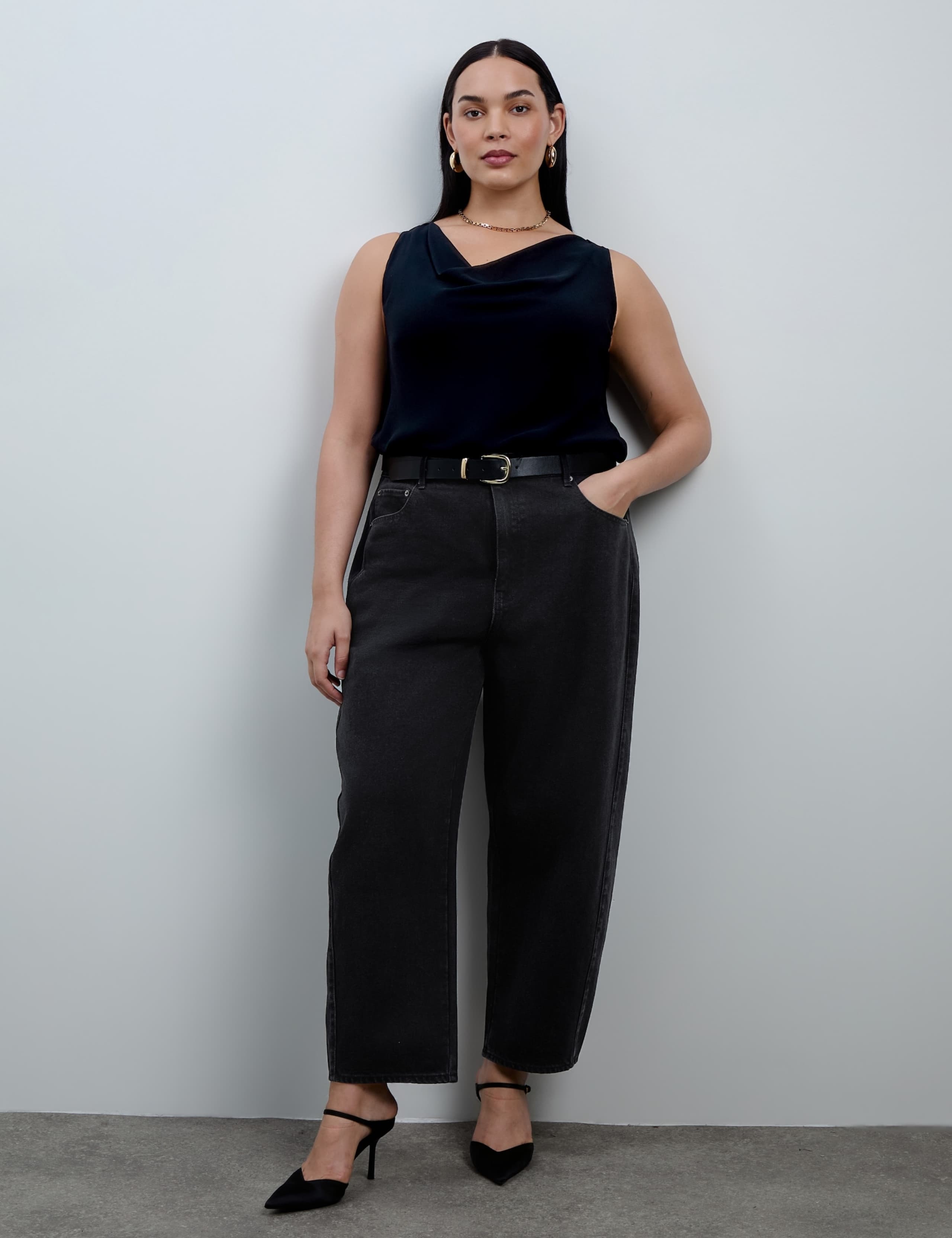 Curve Cotton Rich Barrel Leg Jeans 1 of 5