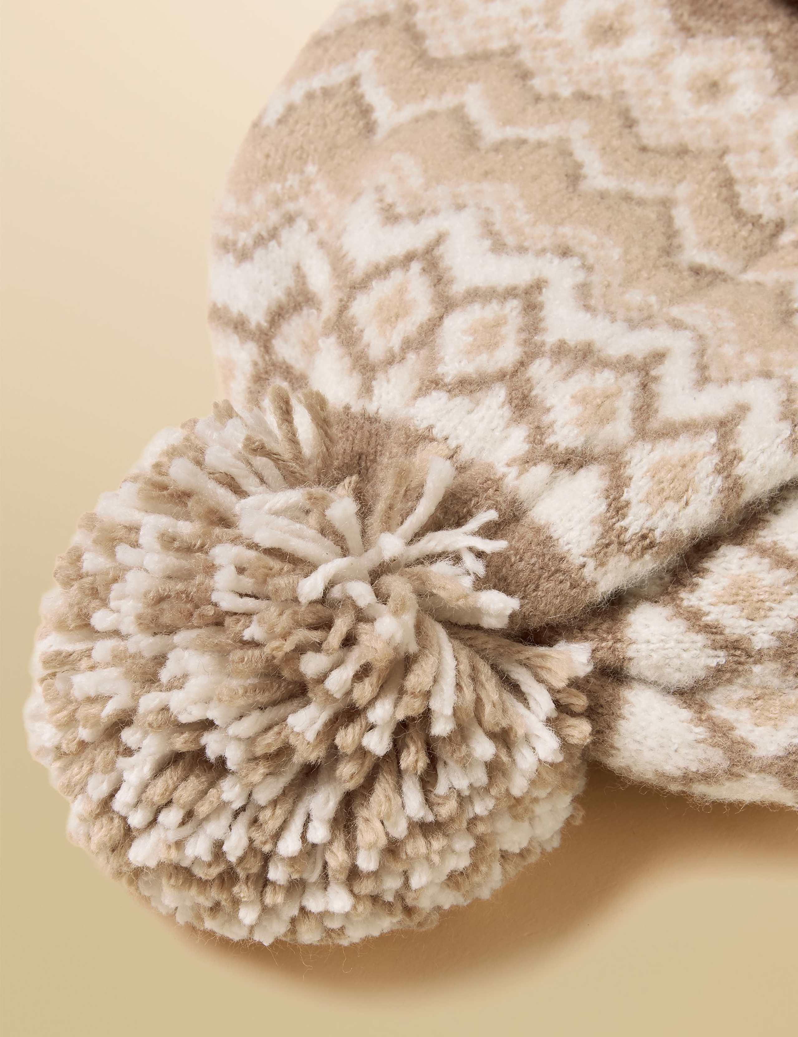 Knitted Fair Isle Pom Beanie Hat 4 of 7