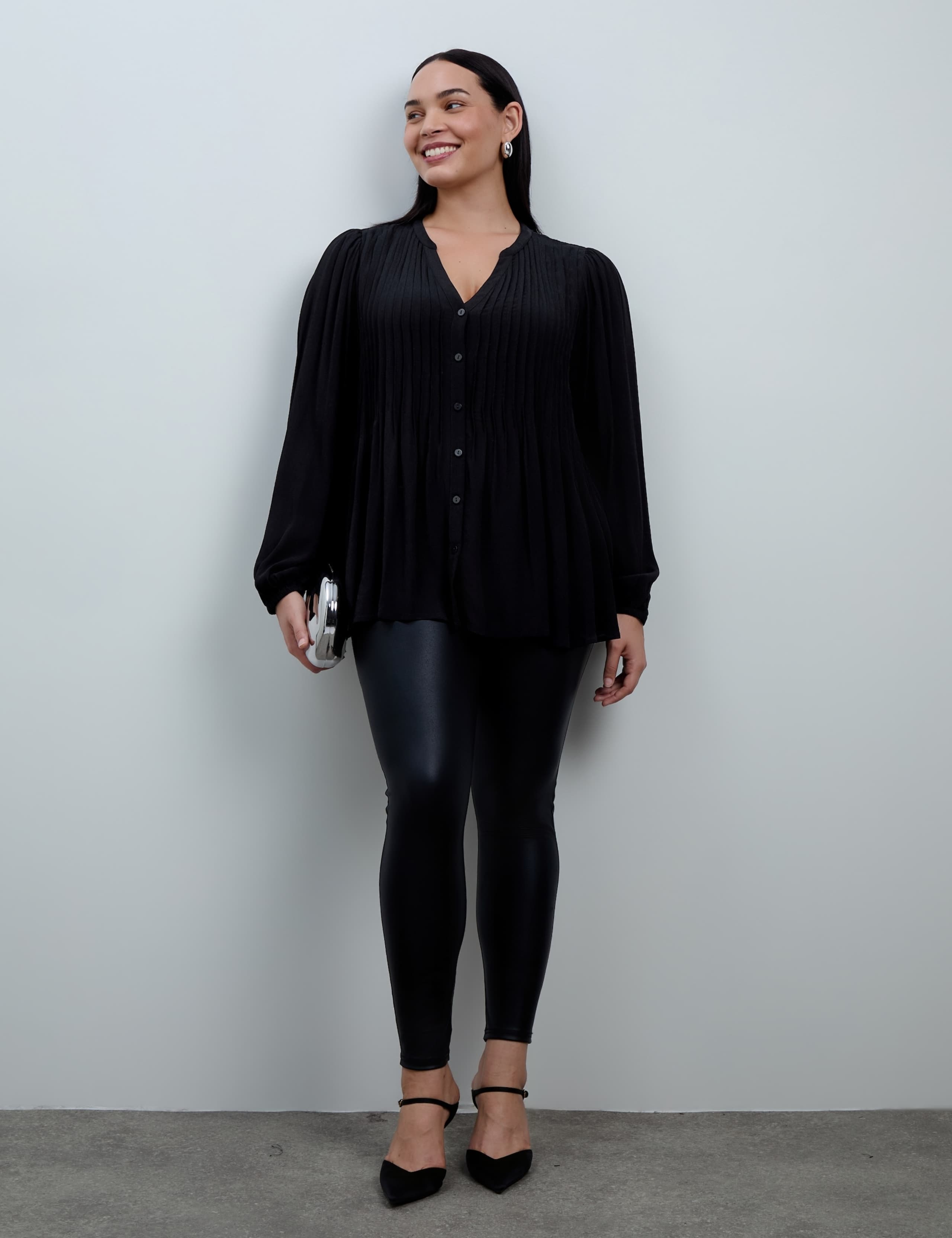 V Neck Pintuck Button Through Blouson Sleeve Top 2 of 5