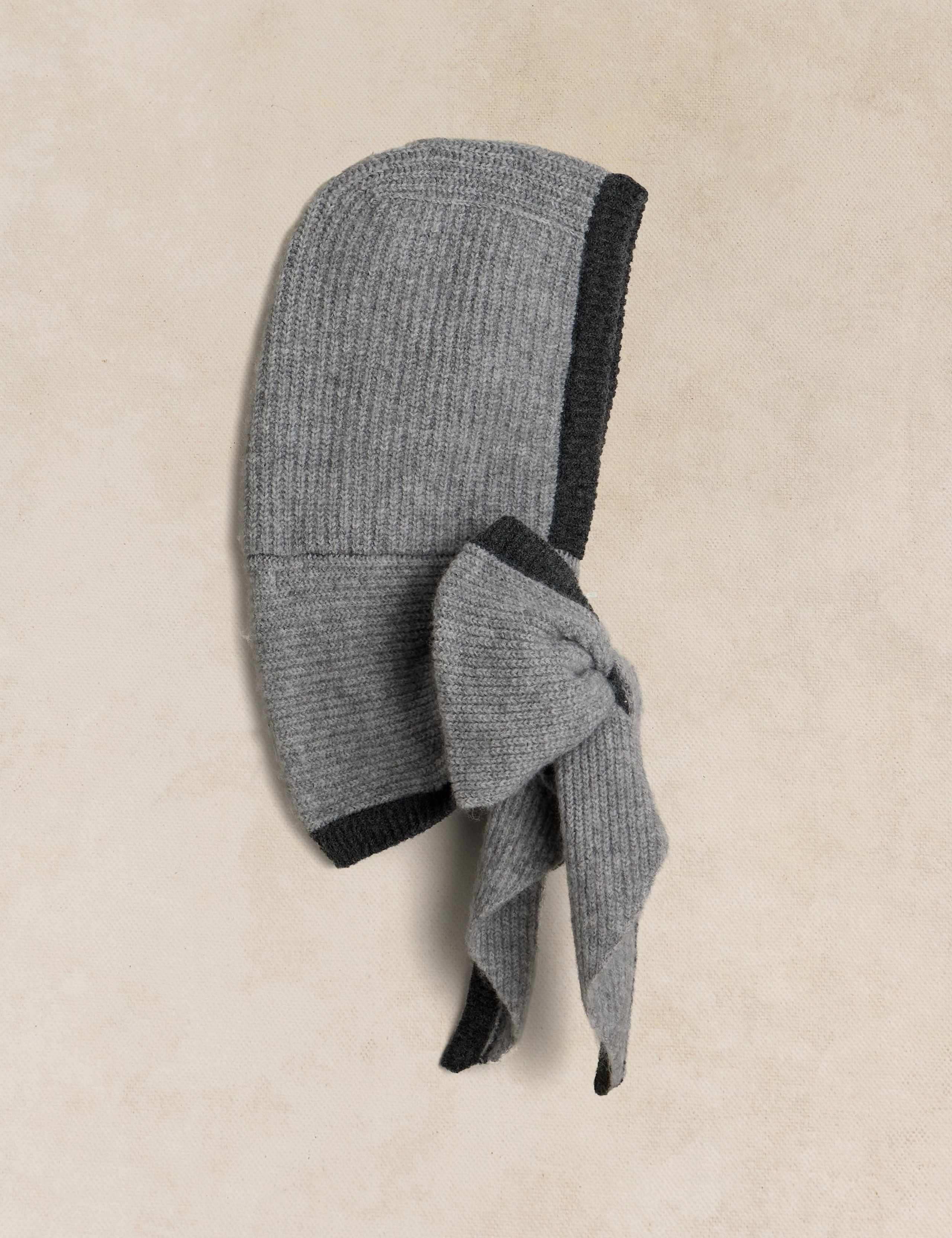 Hooded Knitted Scarf 3 of 4