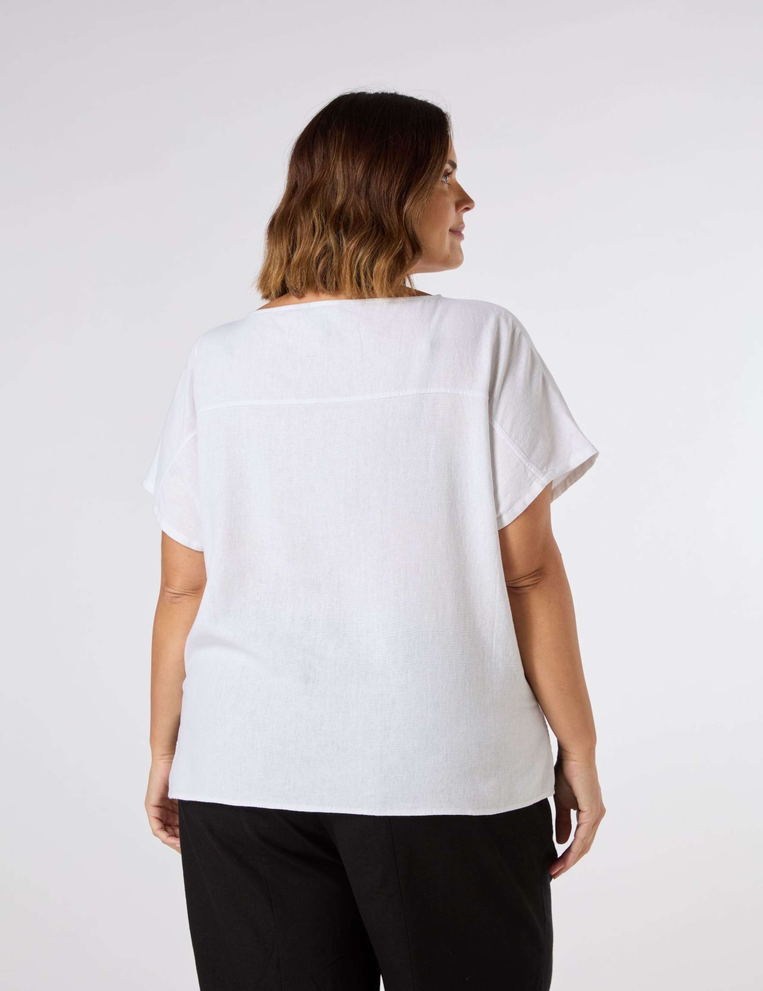 Linen Blend Round Neck Seam Detail T-Shirt 3 of 3