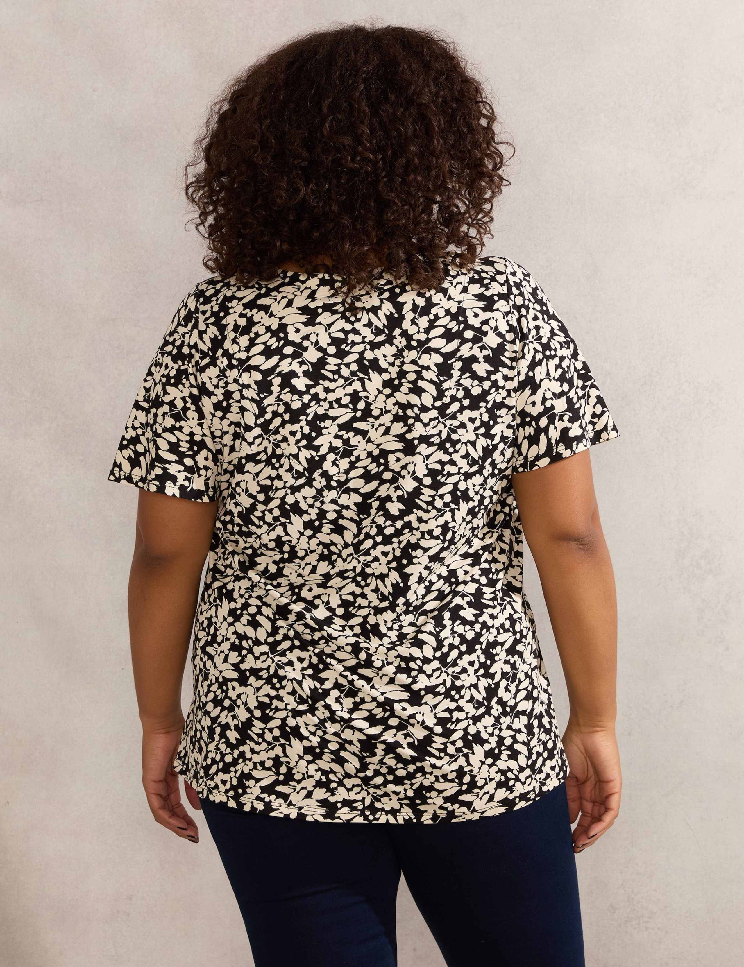 Jersey Floral V-Neck Pleat Detail Blouse 2 of 3