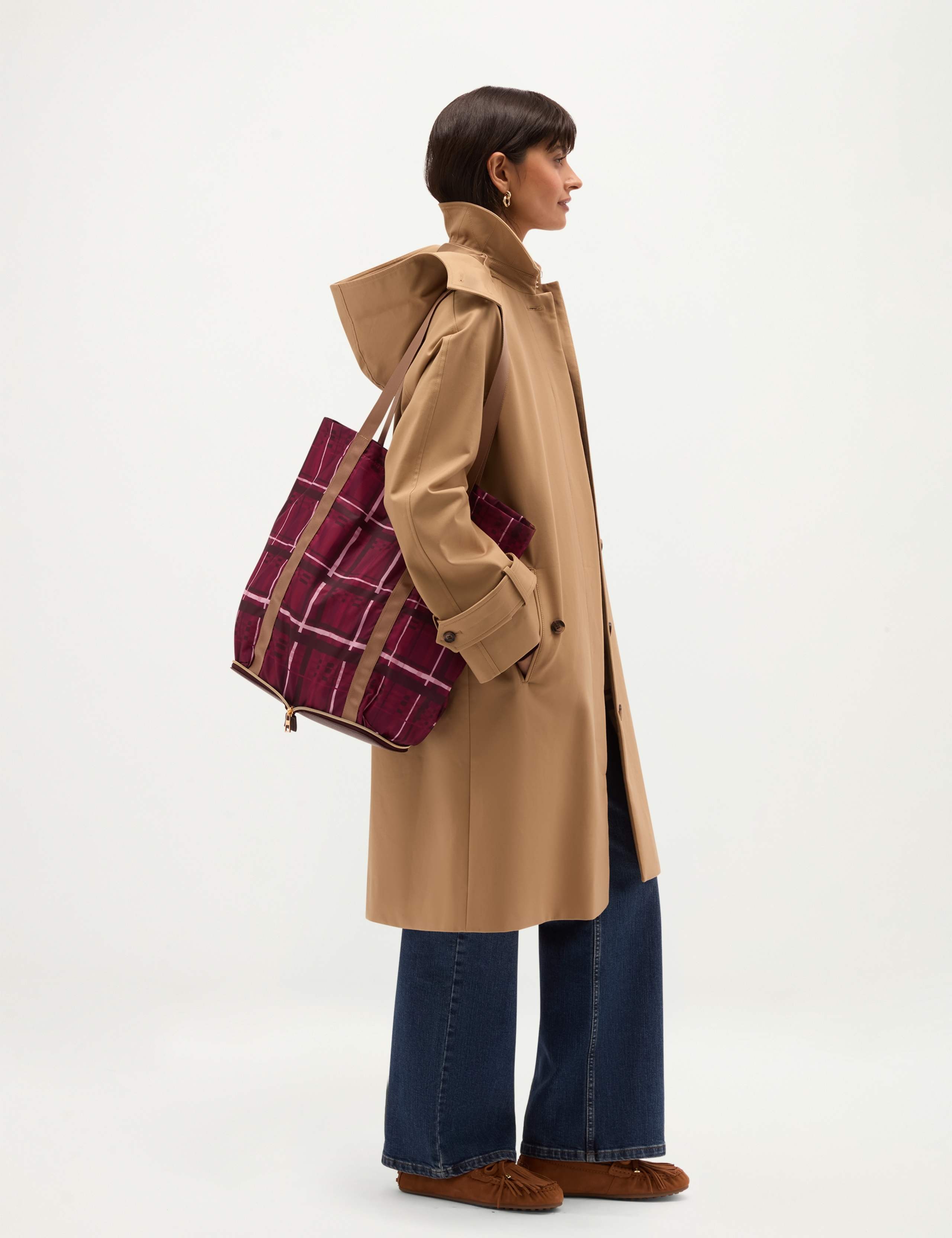 Shoulder Bag 3 of 6