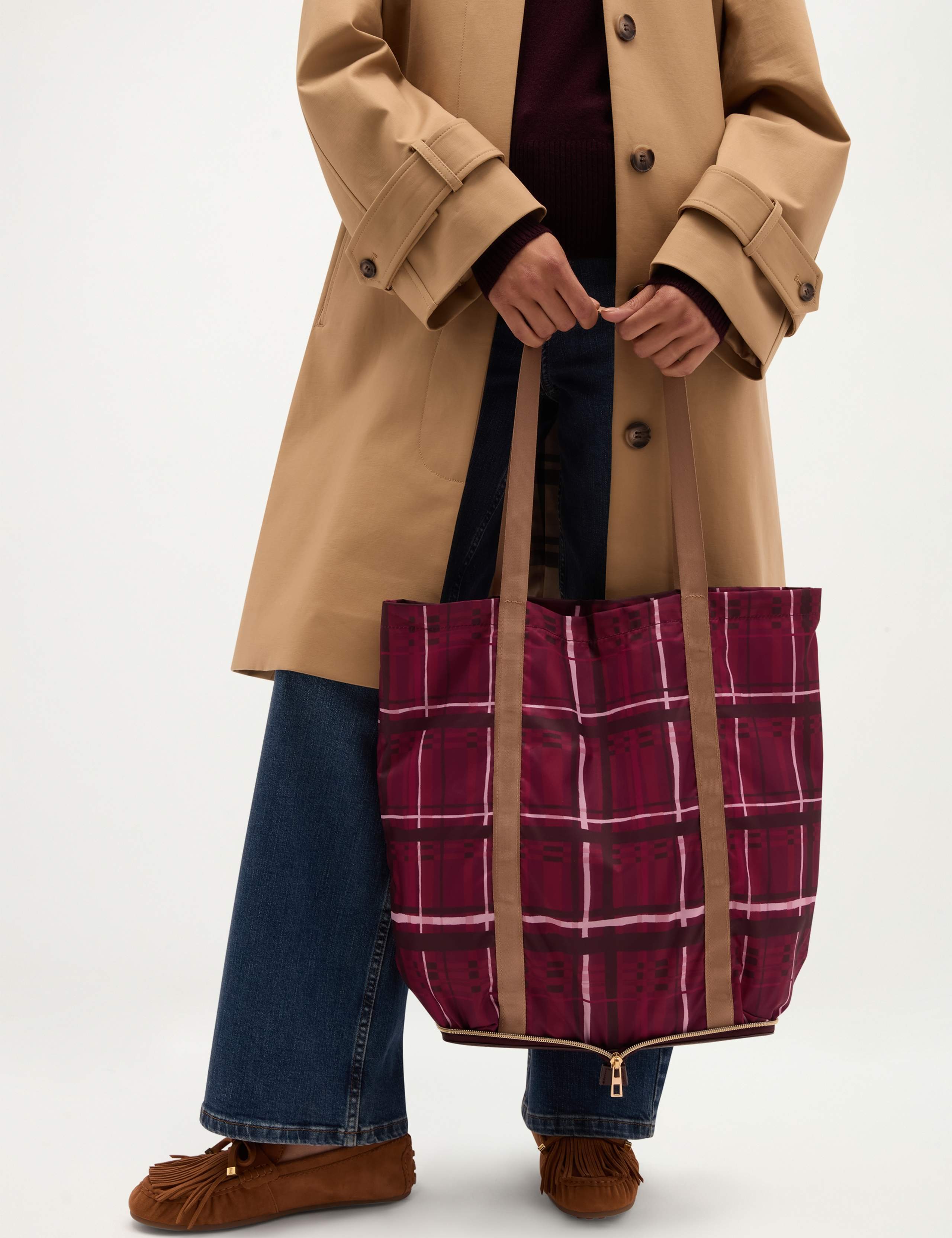 Shoulder Bag 4 of 6