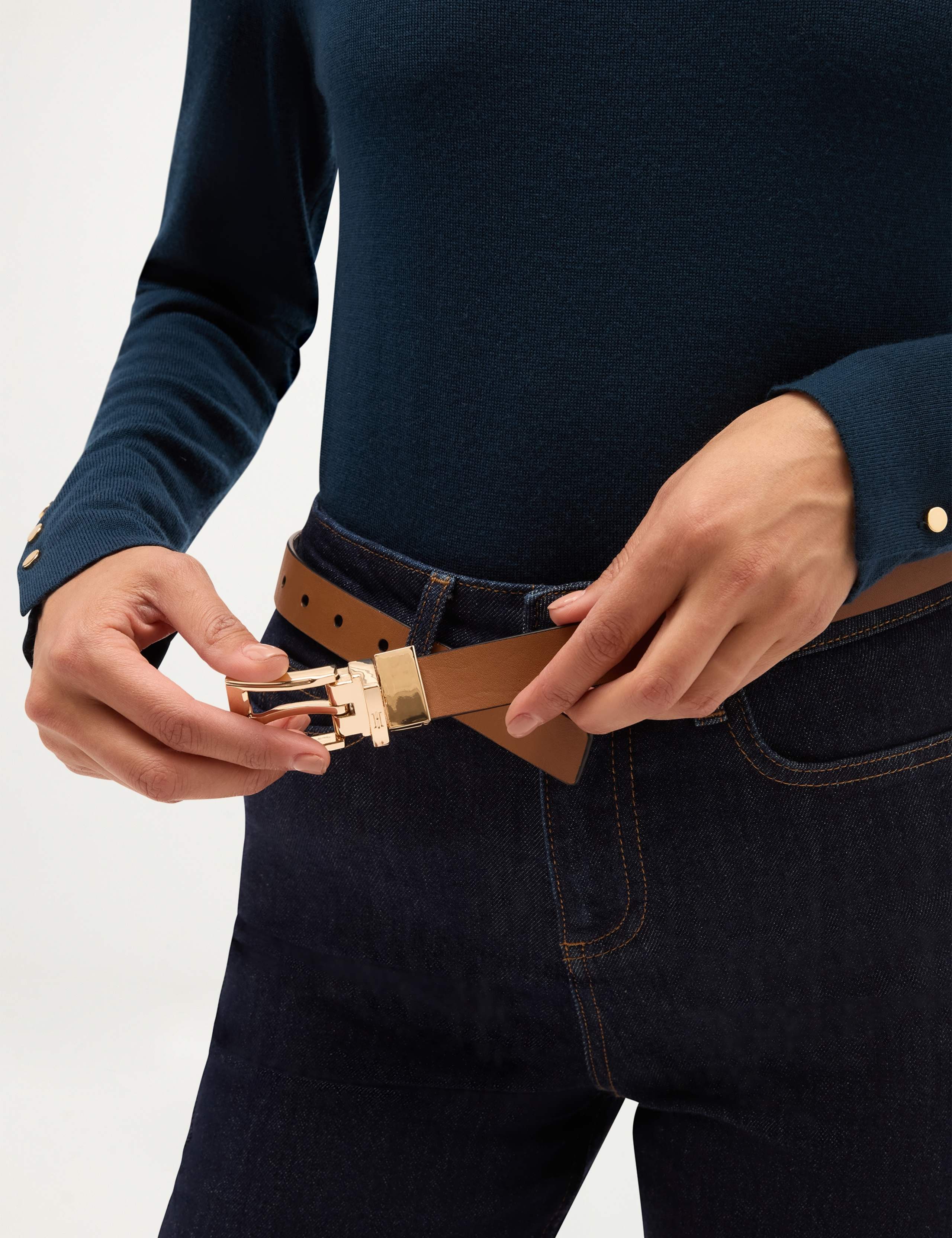 Leather Reversible Waist Belt 5 of 8
