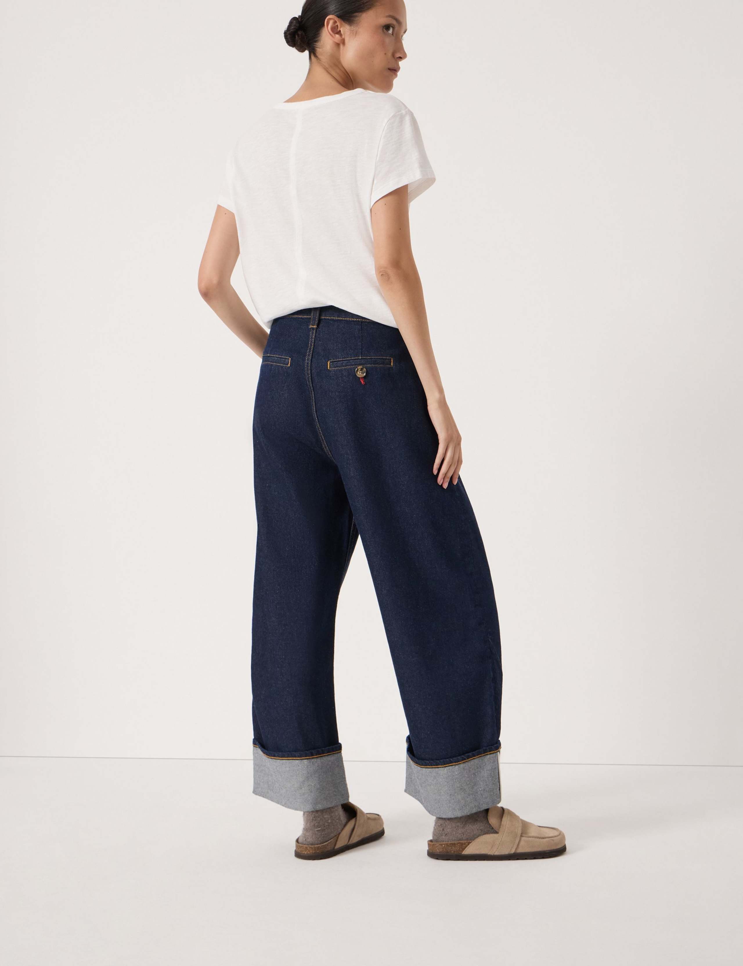 Mid Rise Barrel Leg Turn Up Jeans 3 of 7