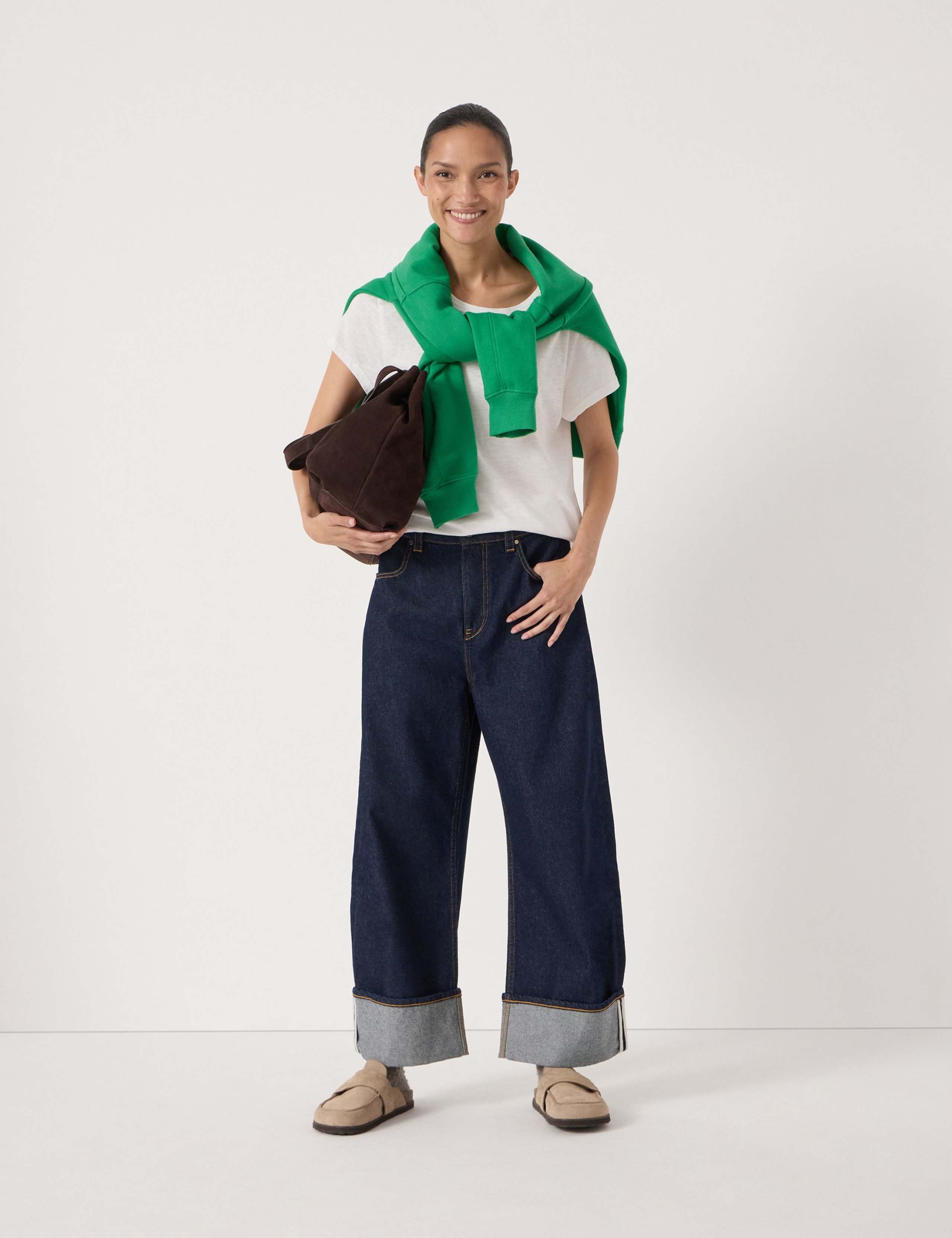 Mid Rise Barrel Leg Turn Up Jeans 5 of 7