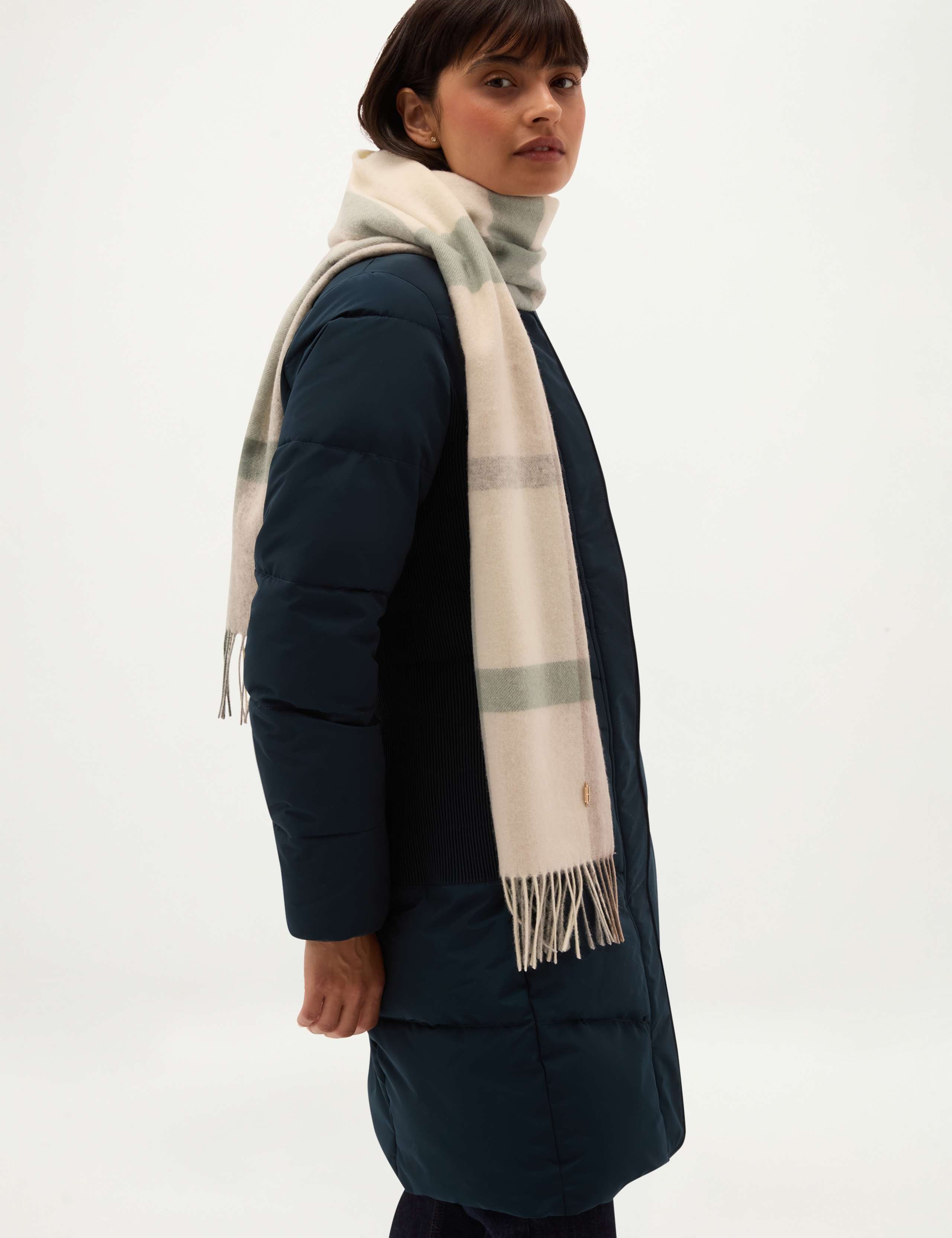 Pure Wool Checked Tassel Scarf 1 of 4