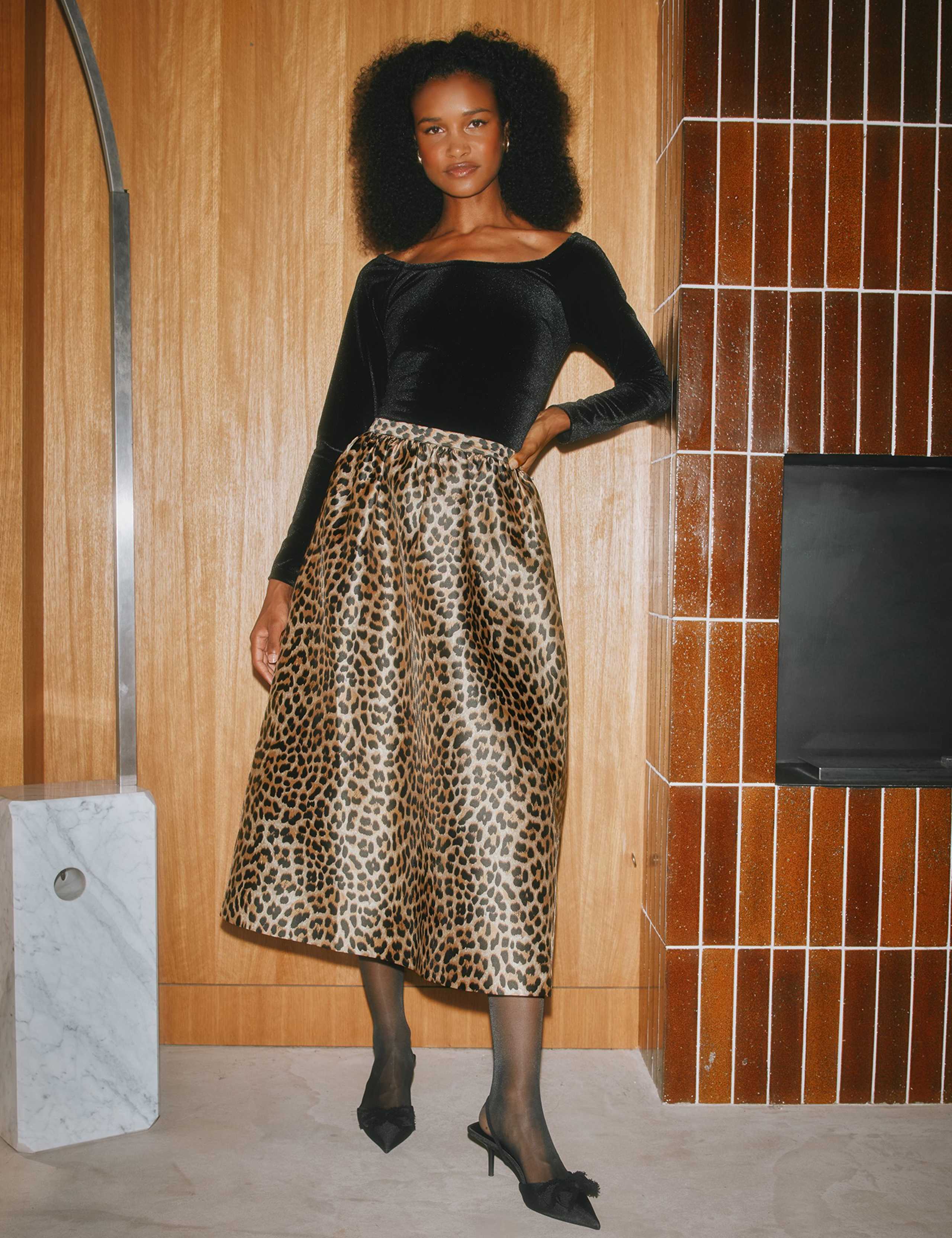 Taffeta Animal Print Midi A-Line Skirt 4 of 6