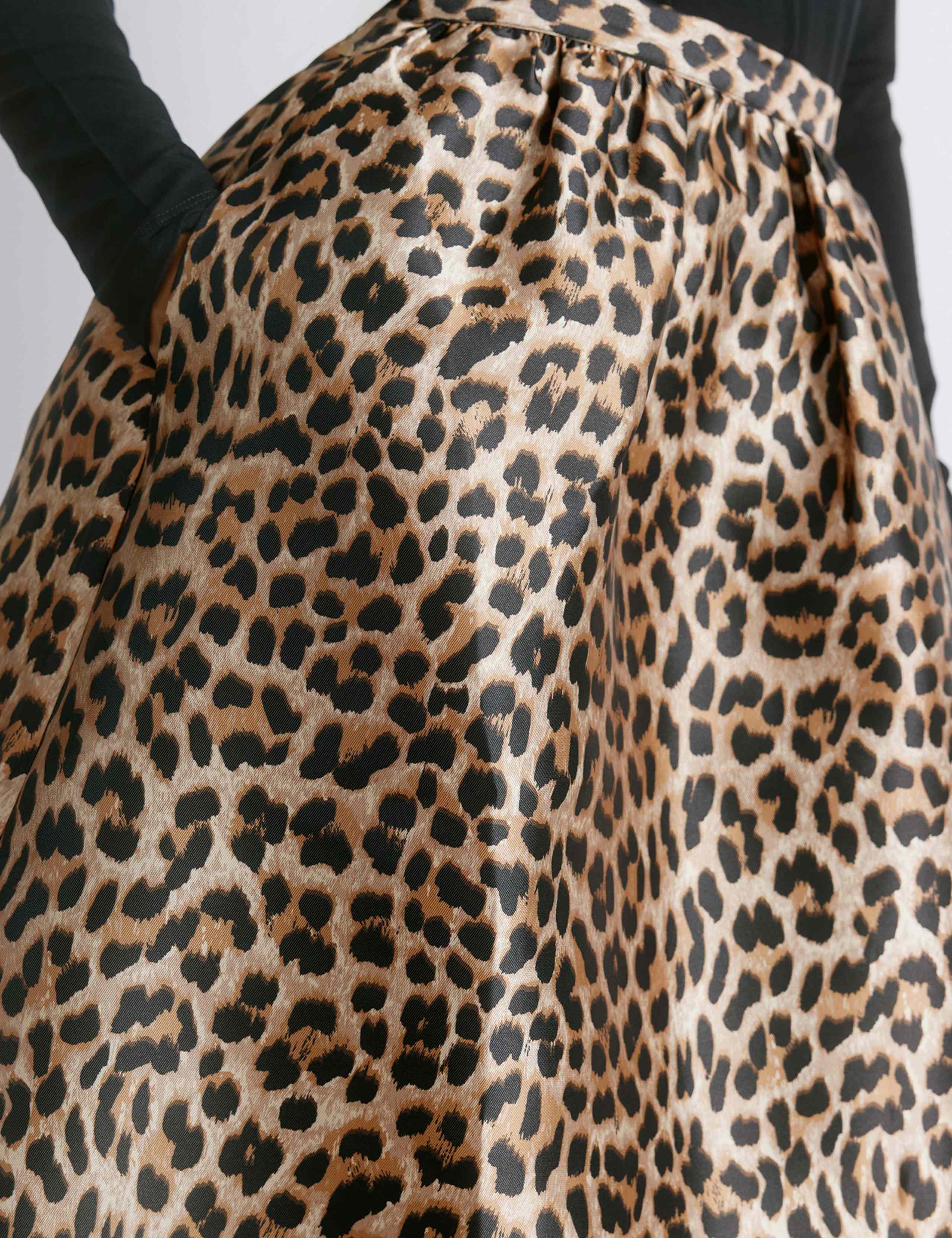 Taffeta Animal Print Midi A-Line Skirt 6 of 6