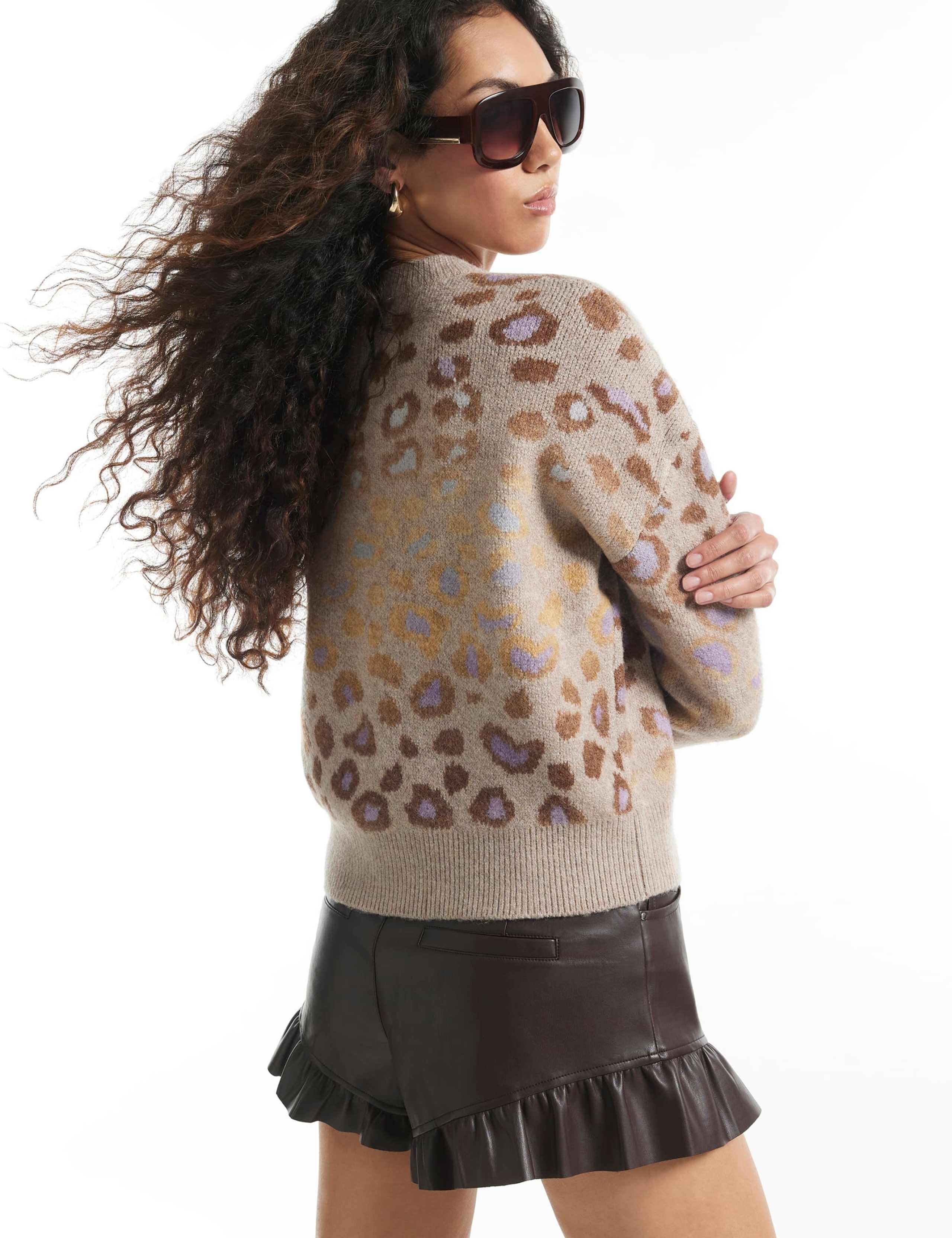 Leopard Print Jumper with Wool 2 of 6