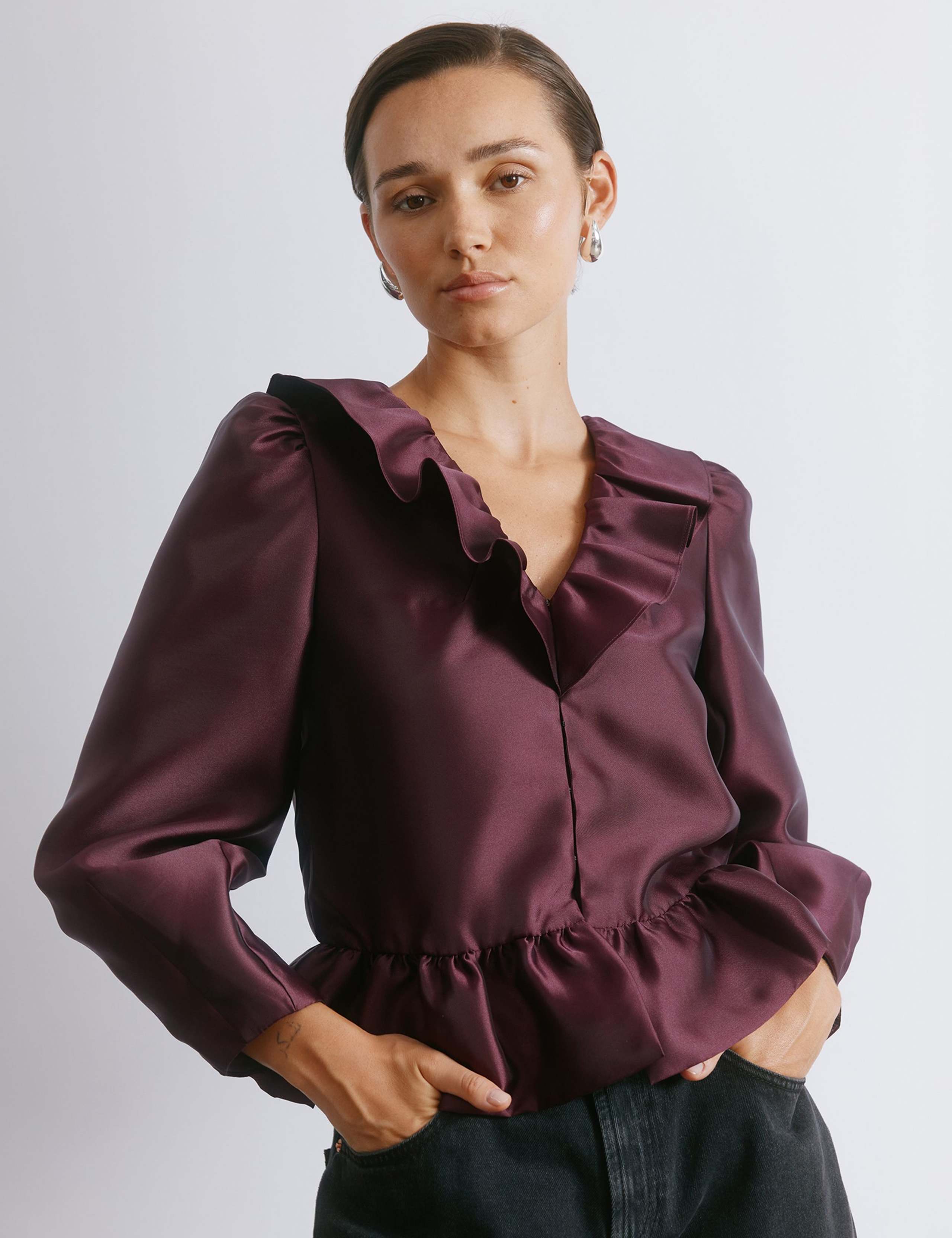 Taffeta Frill Collar Bubble Hem Blouse 3 of 5