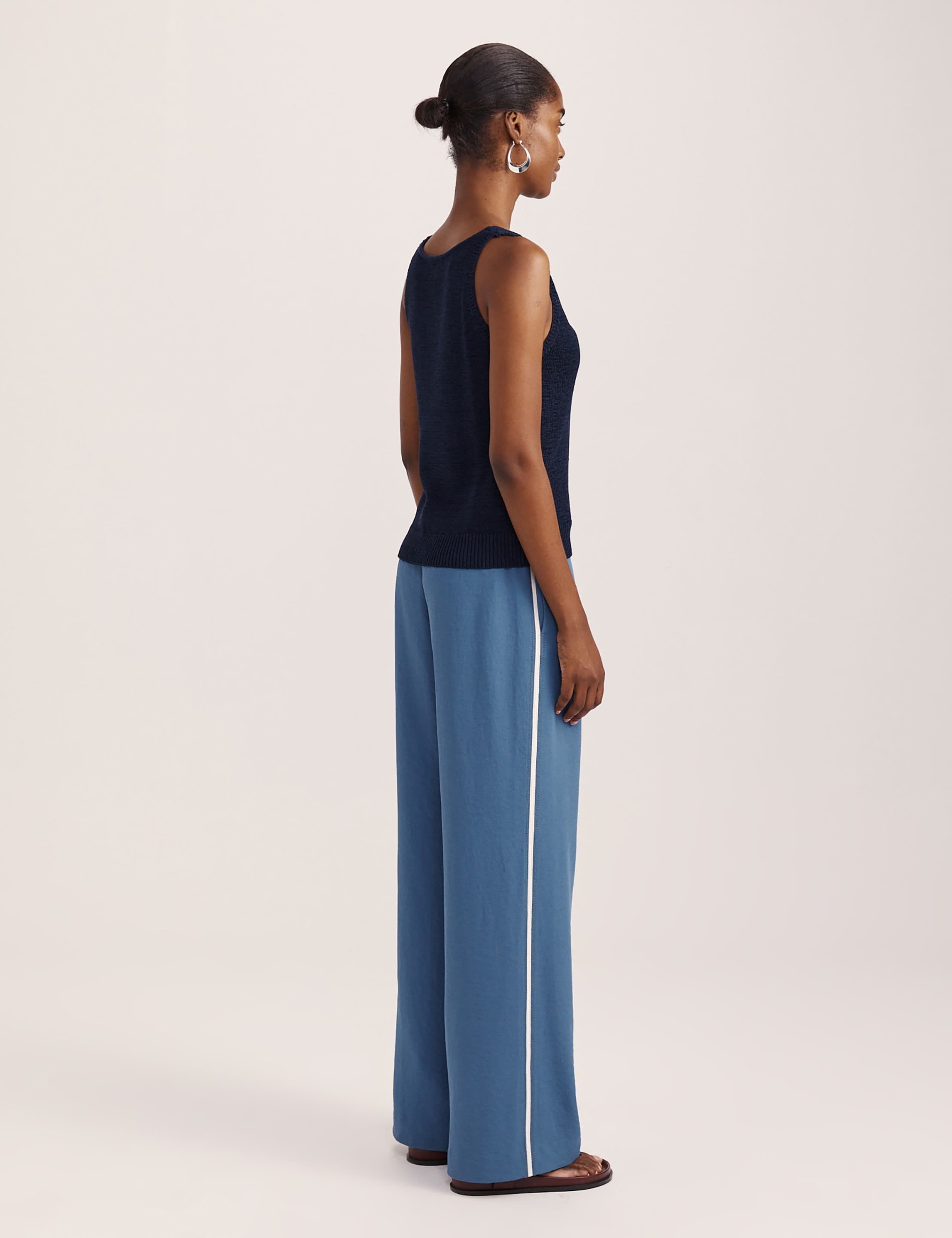 Linen Blend Textured V-Neck Vest Top 5 of 8