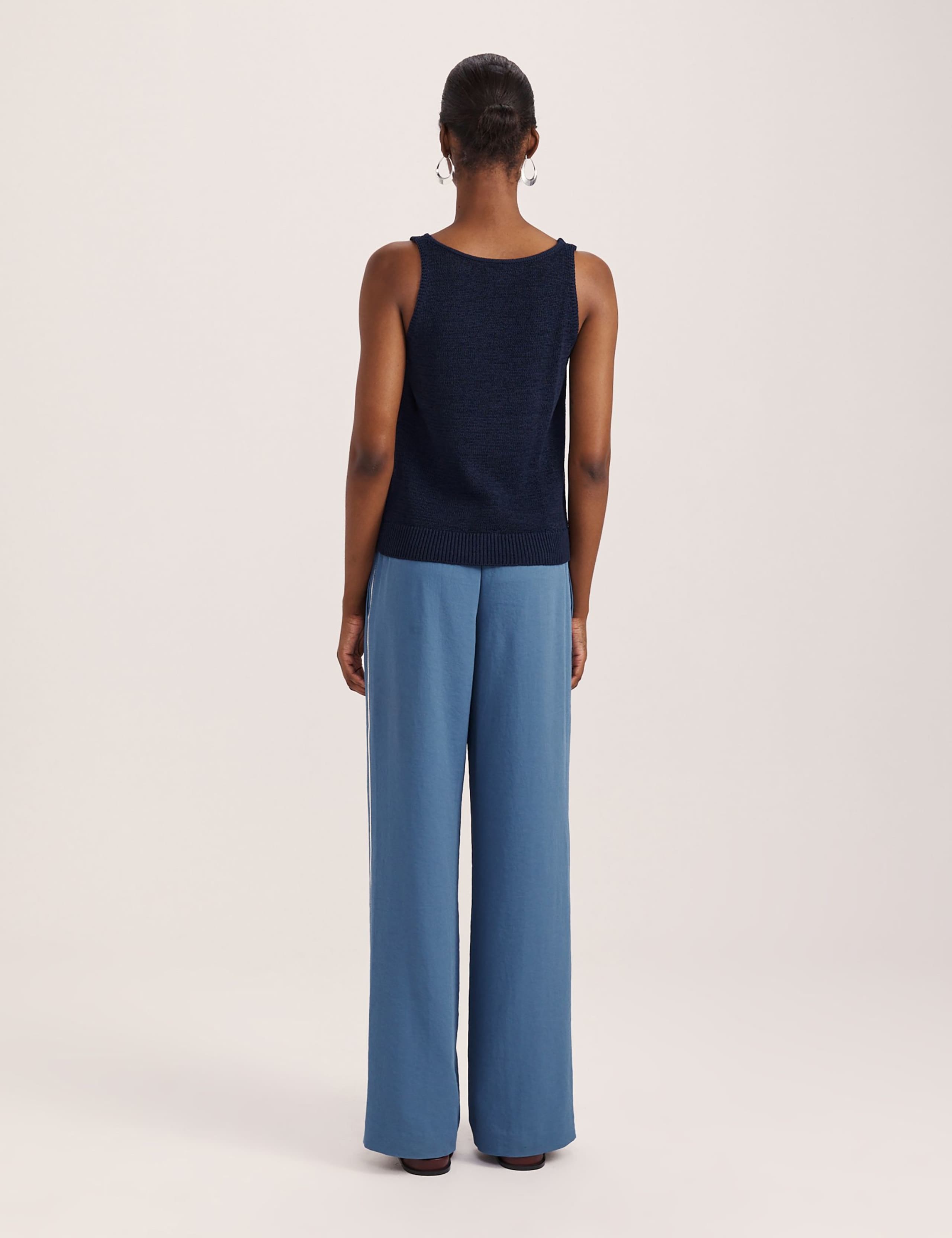 Linen Blend Textured V-Neck Vest Top 8 of 8