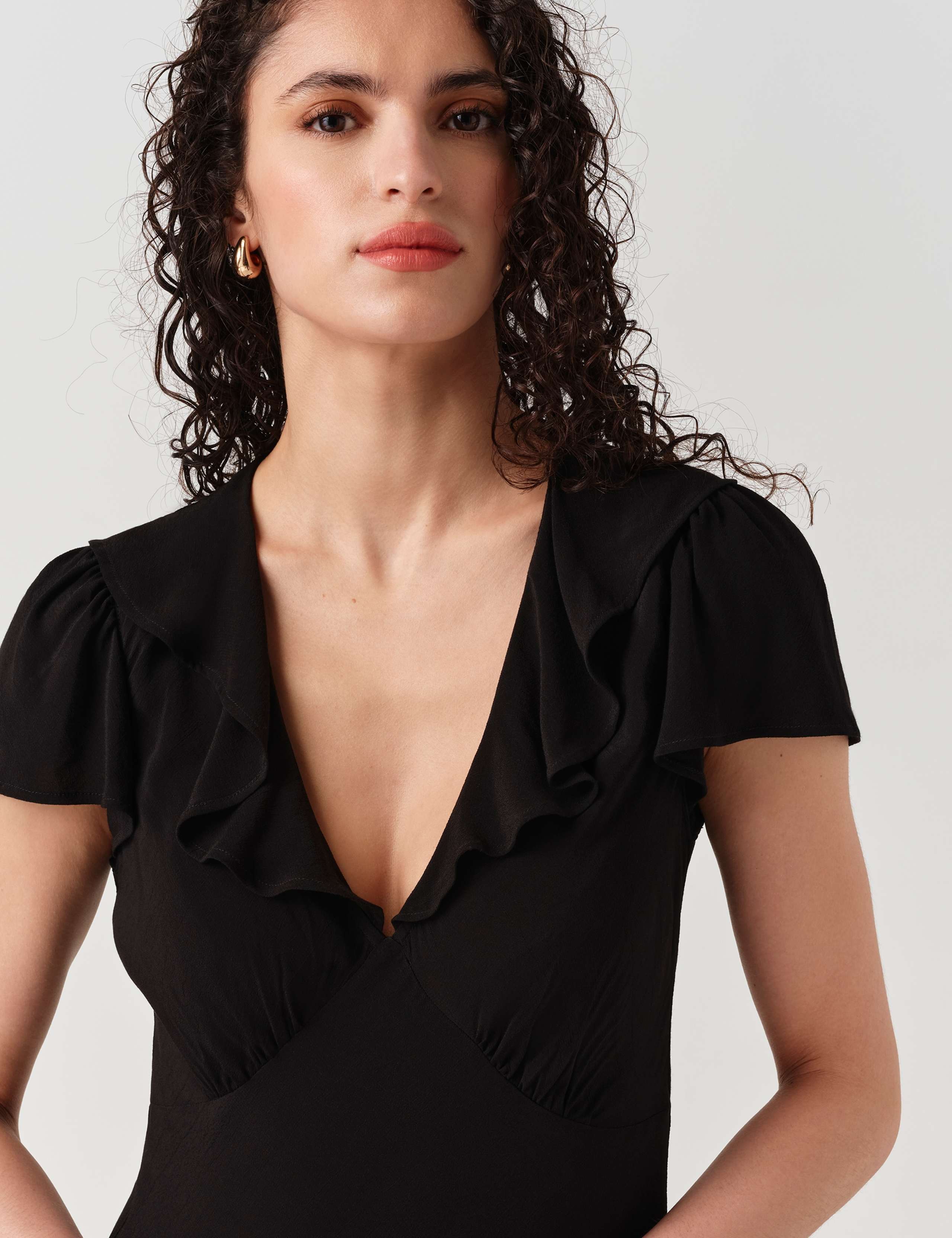 Crepe Frill V-Neck Midi Tea Dress 4 of 6