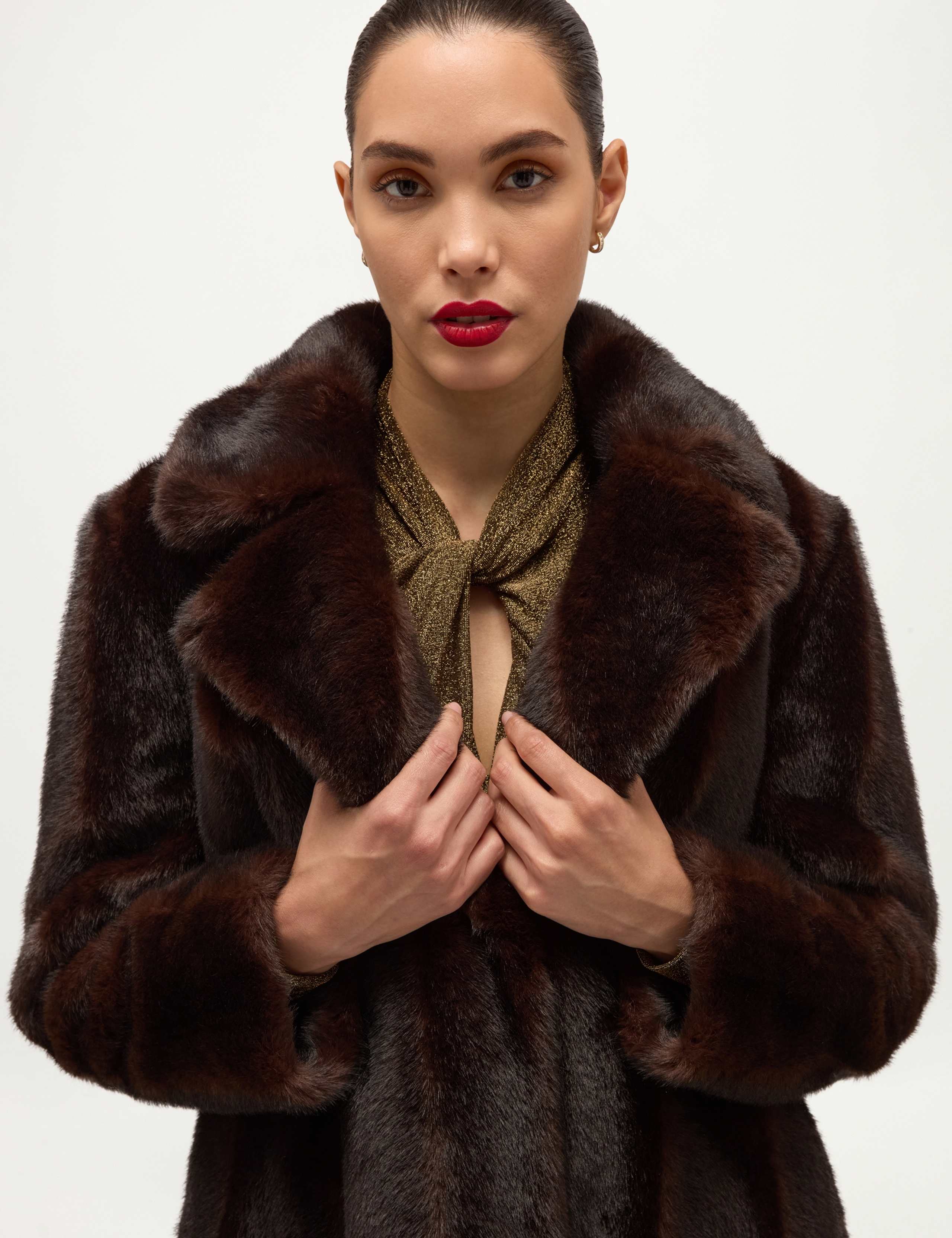 Faux Fur Collared Textured Coat 6 of 8