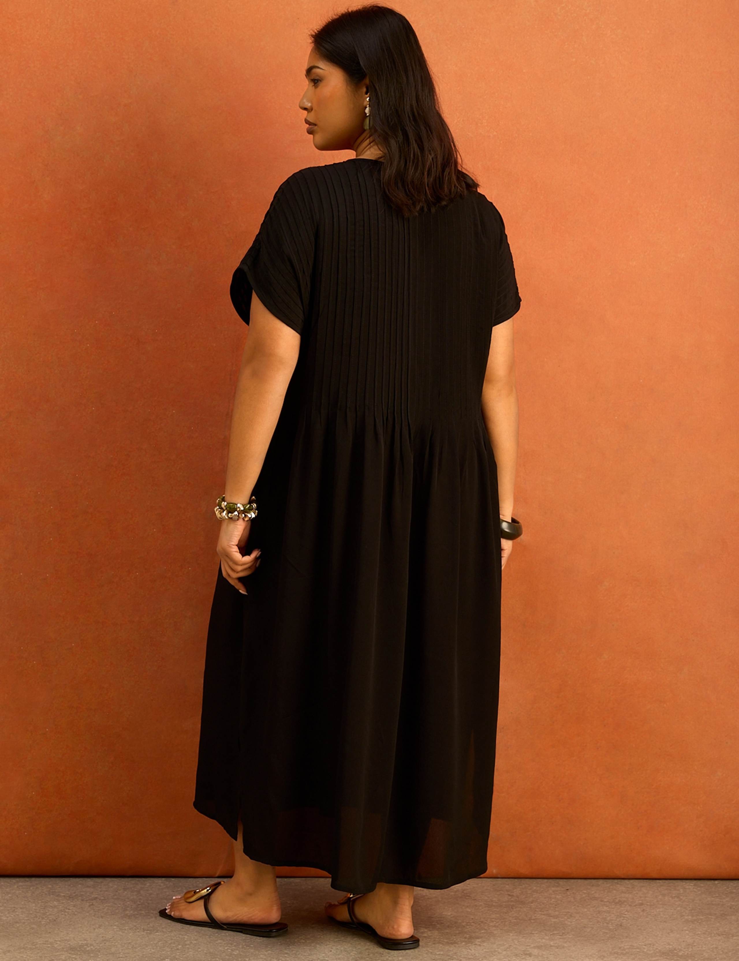 V-Neck Pleated Midaxi Smock Dress 5 of 6