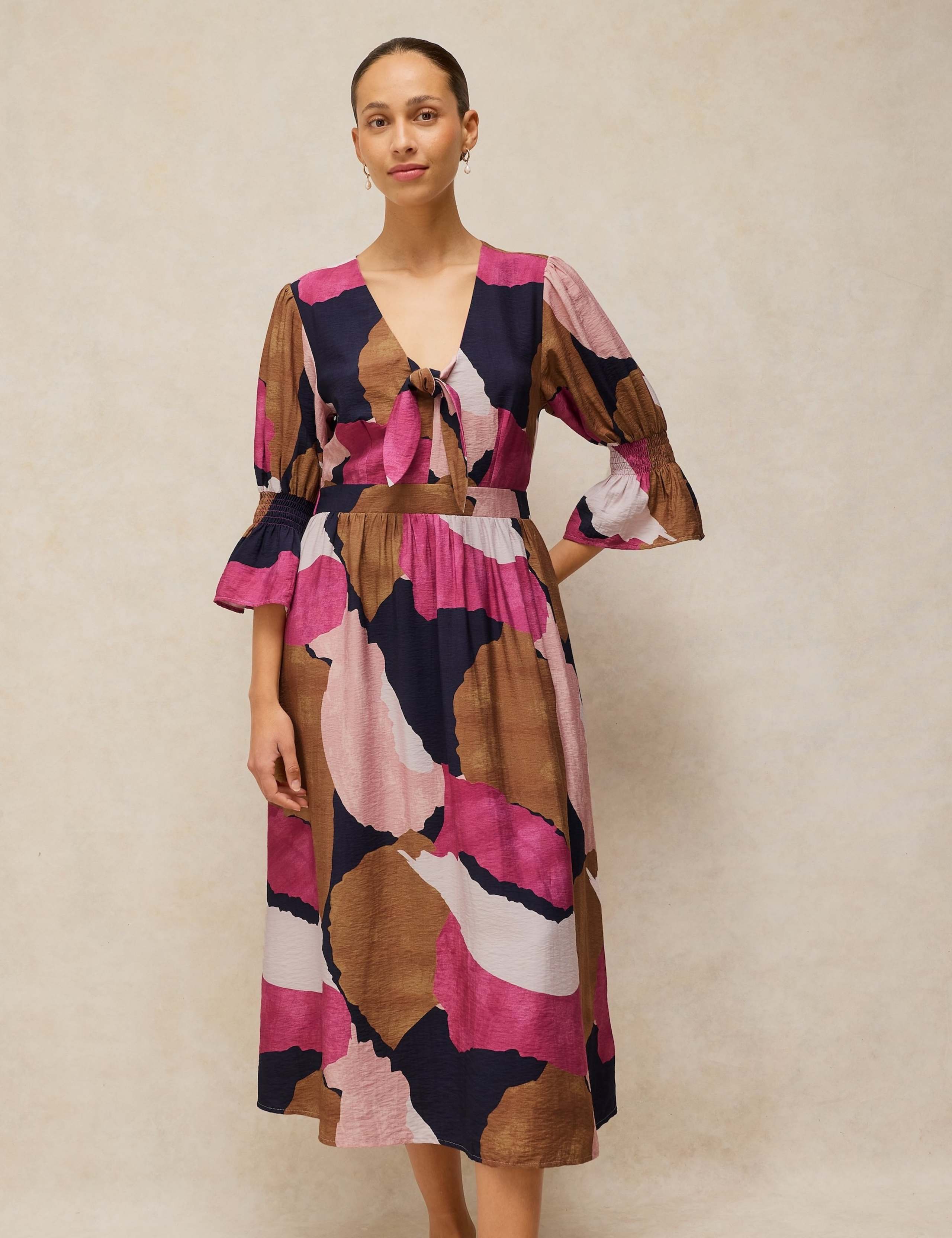 Printed Knotted V-Neck Midi Waisted Dress 4 of 6