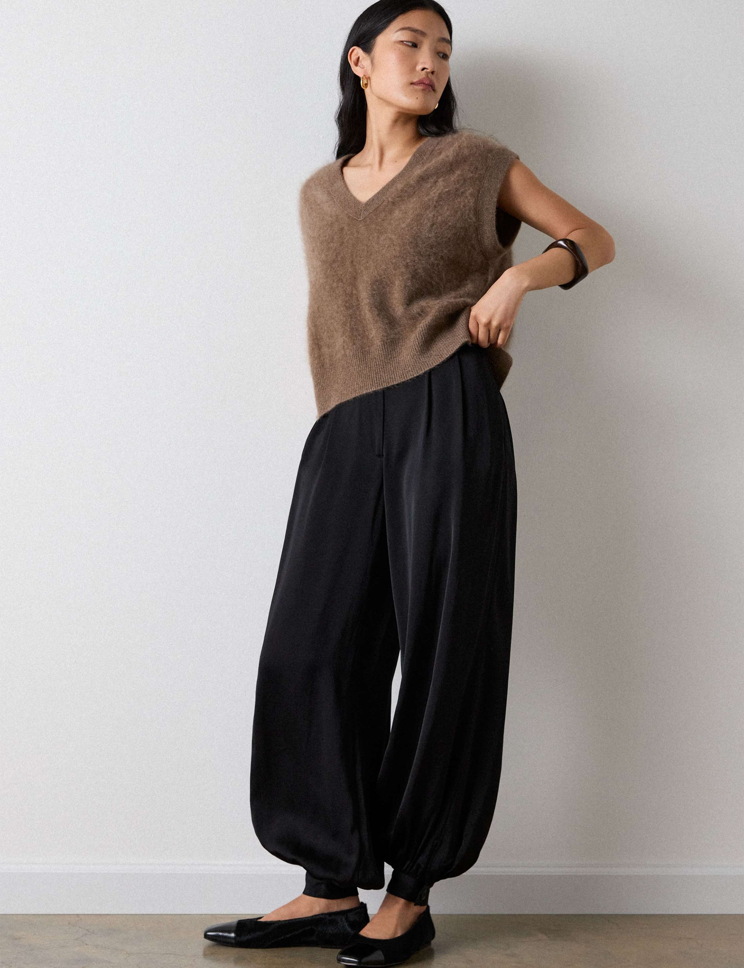 Satin Pleat Front Balloon Leg Trousers 4 of 7