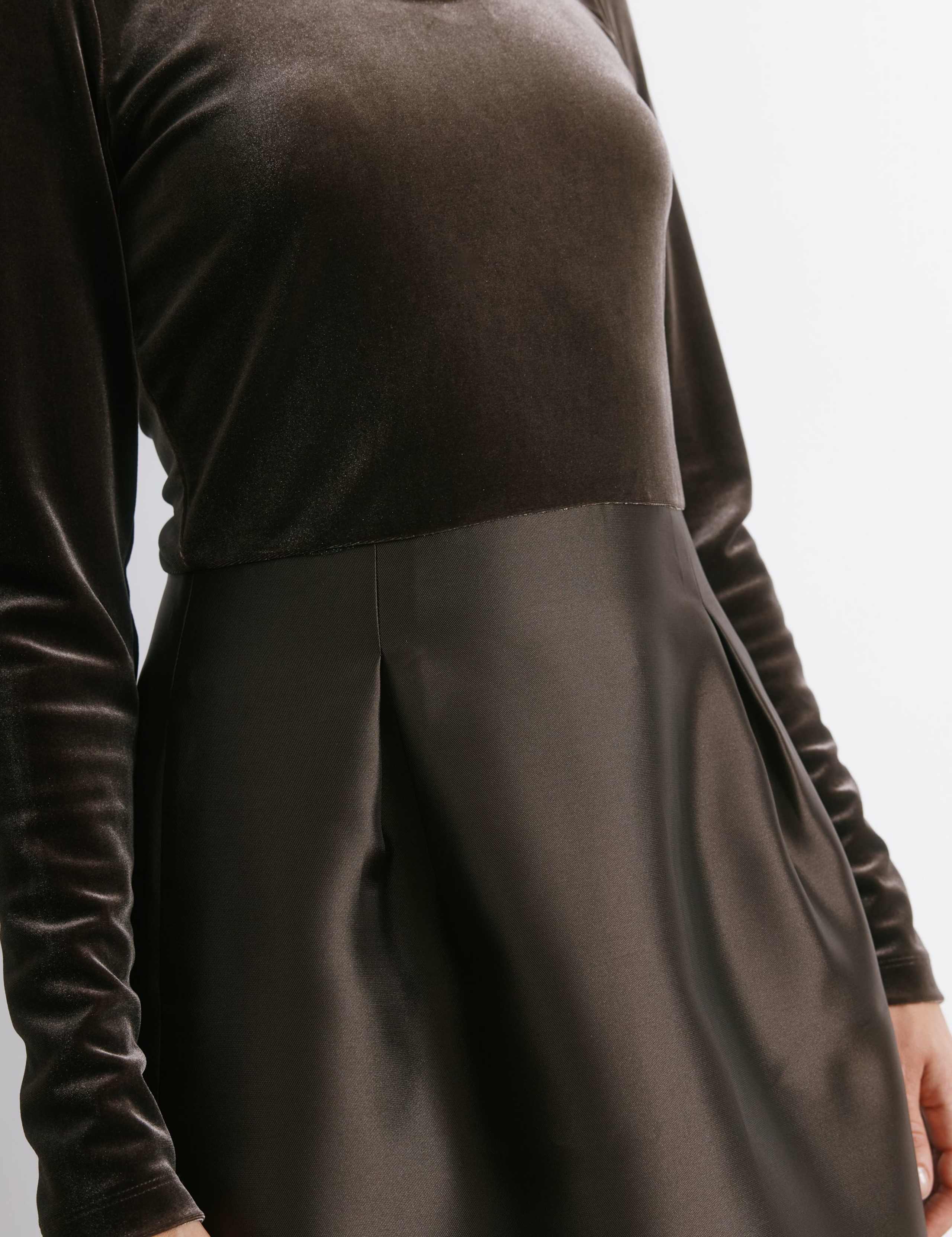 Velvet & Taffeta Midi Waisted Tulip Dress 3 of 4