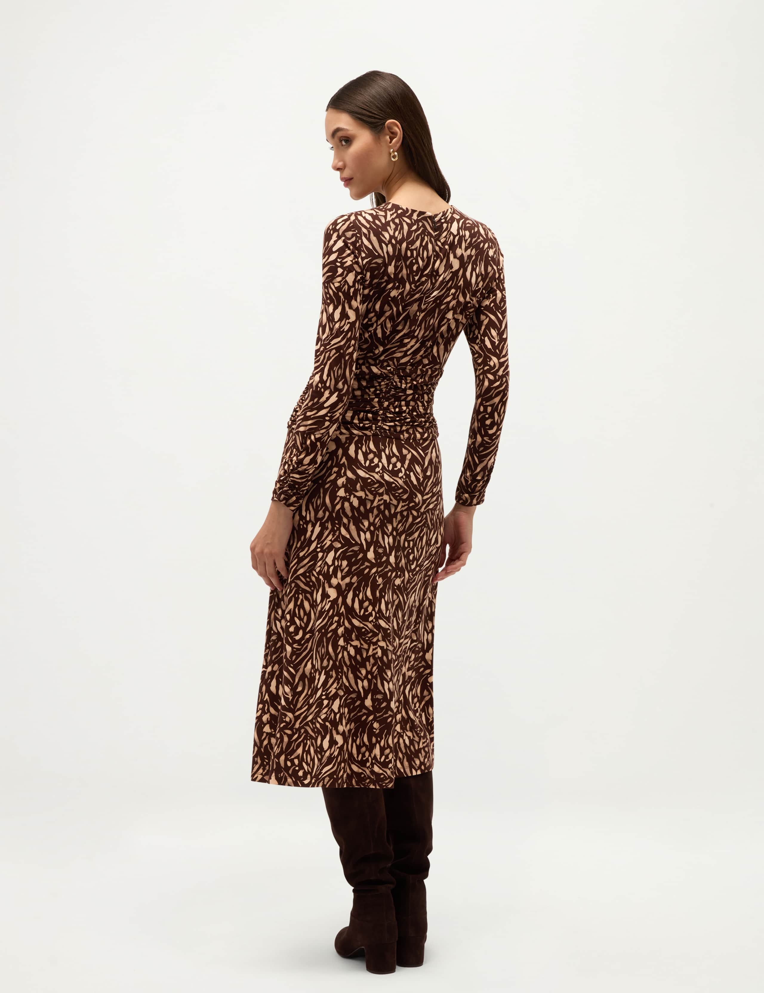 Animal Print Crew Neck Midi Jersey Dress 5 of 6