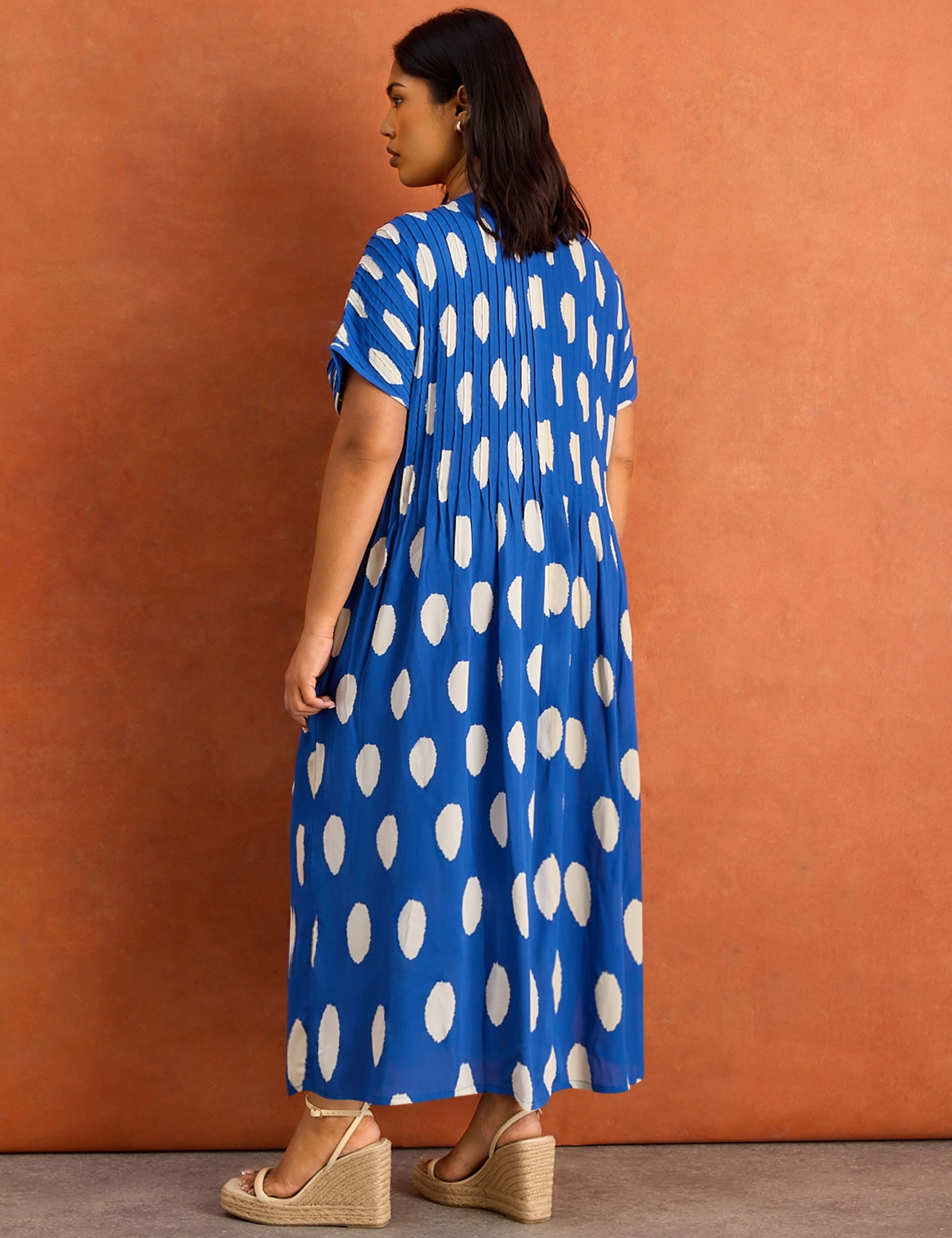 Spot Print V-Neck Midi Smock Dress 5 of 6