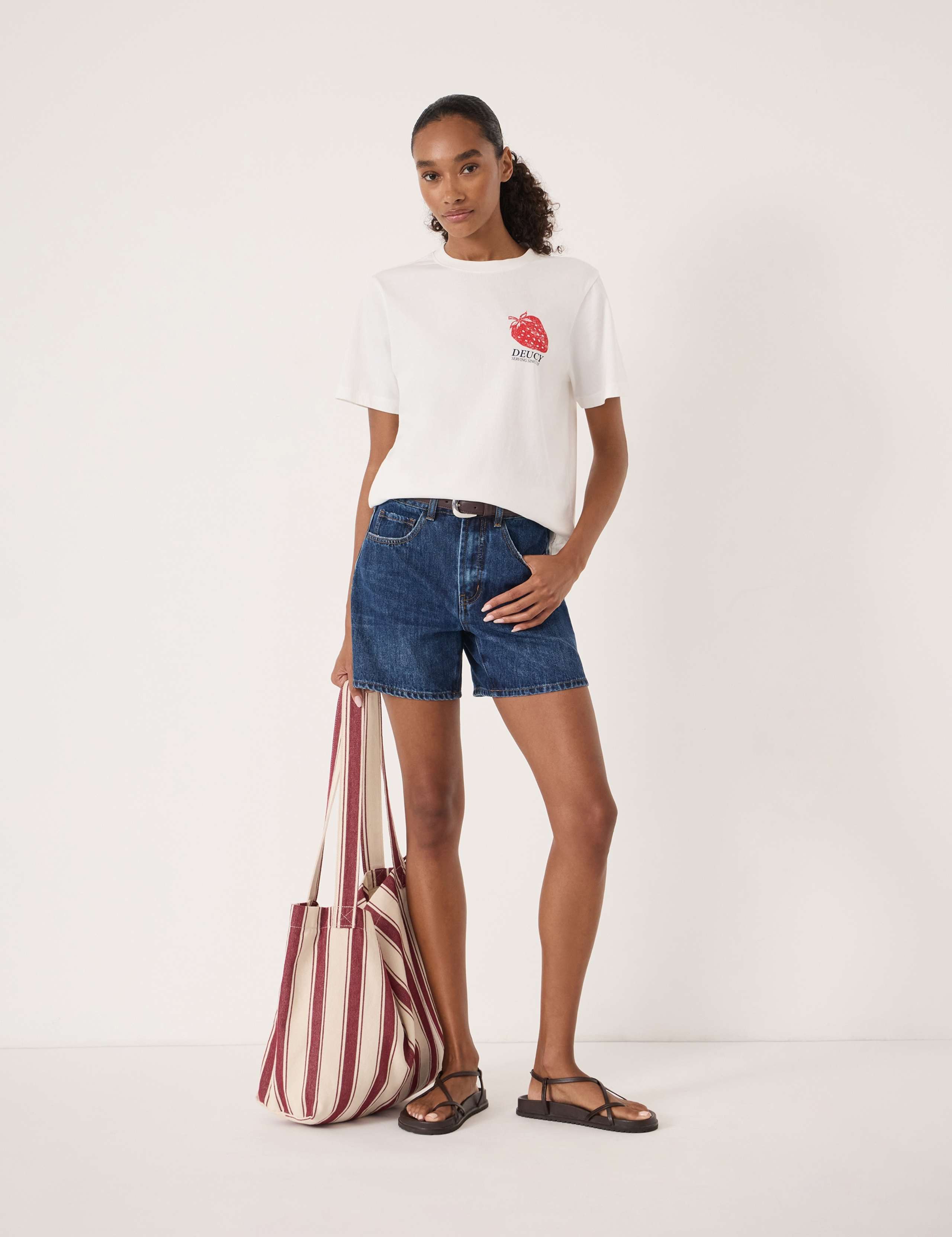 Pure Cotton Deucy Strawberry Graphic T-Shirt 3 of 5
