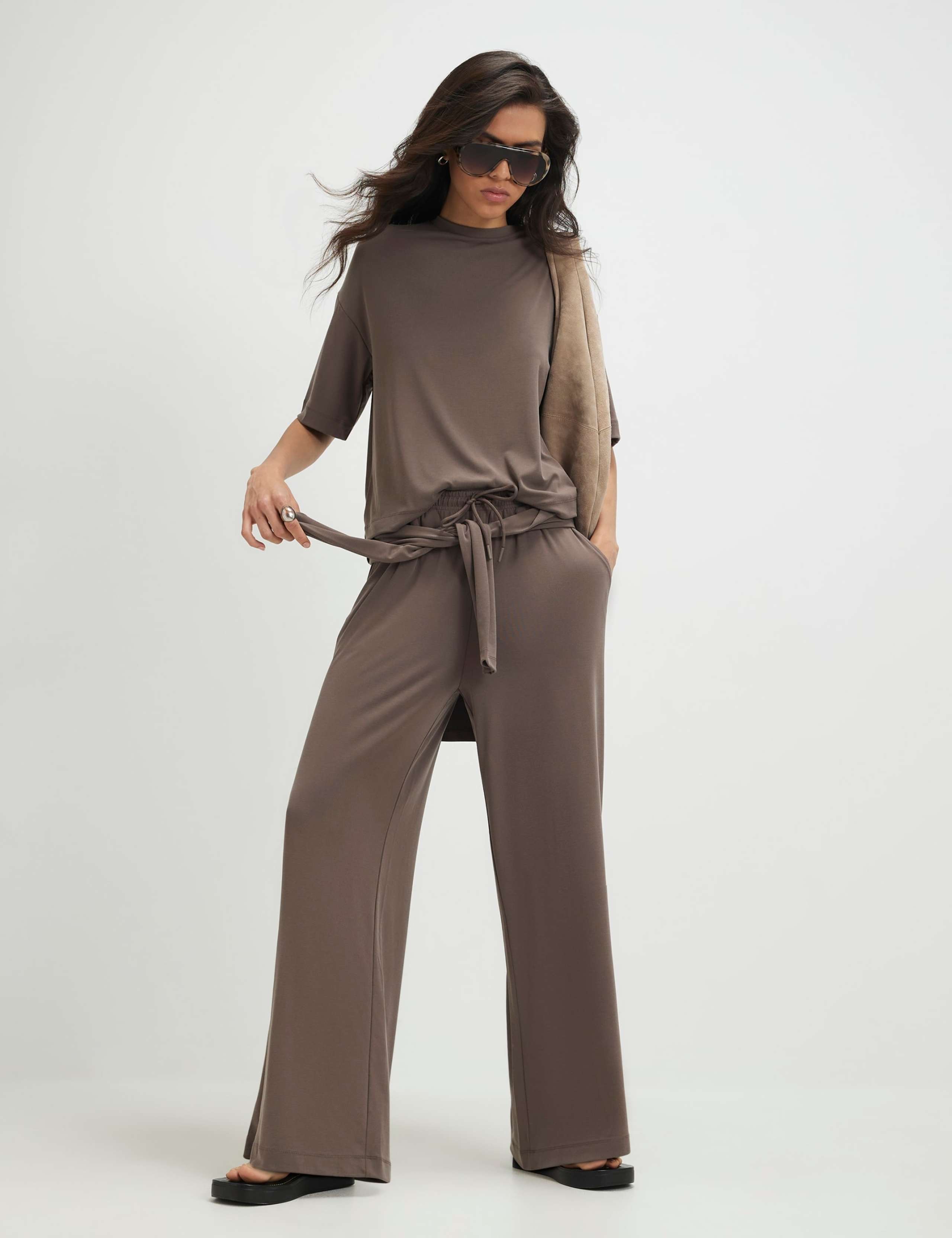 Oversized T-Shirt 4 of 6