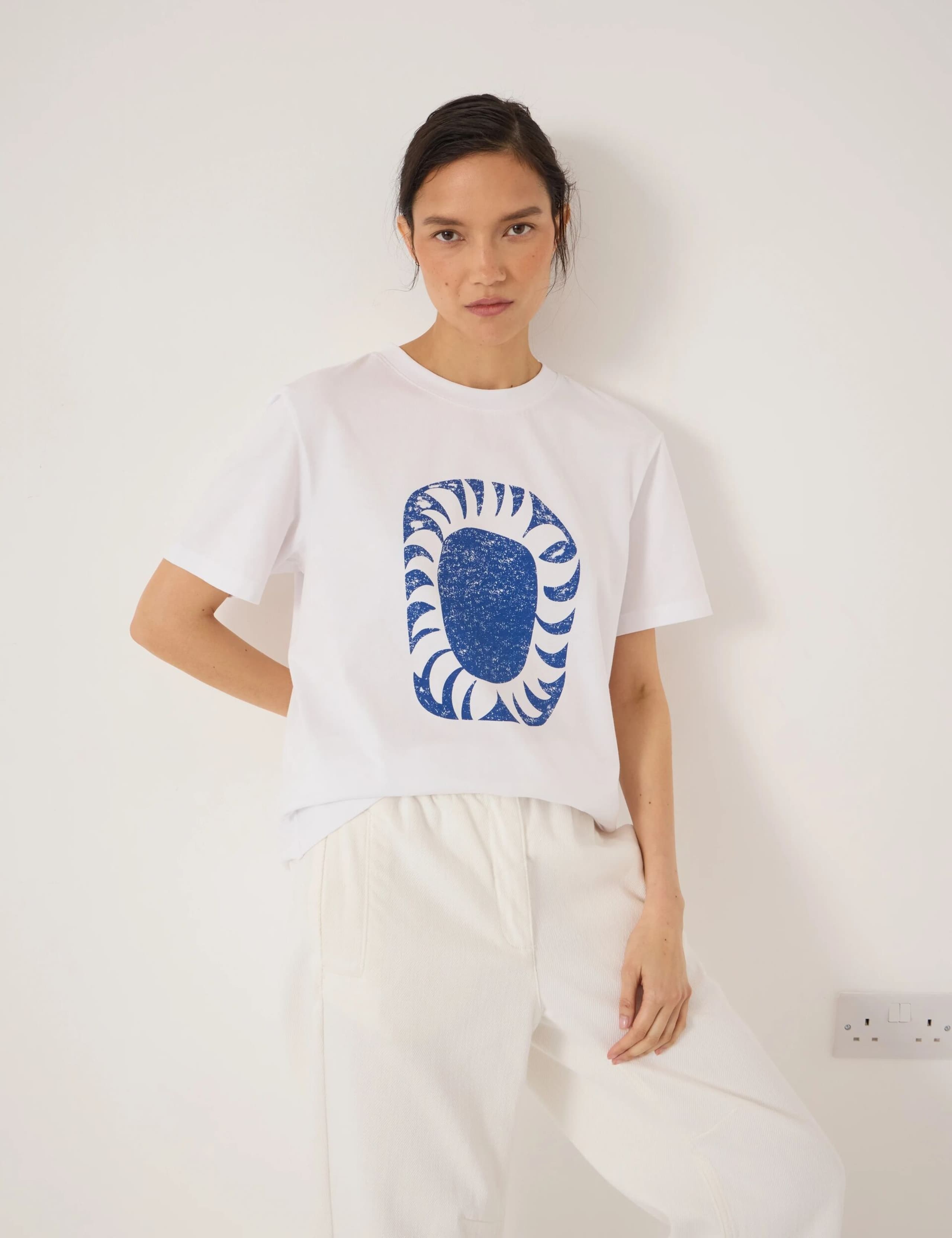 Sun Graphic Cotton T-Shirt 4 of 5
