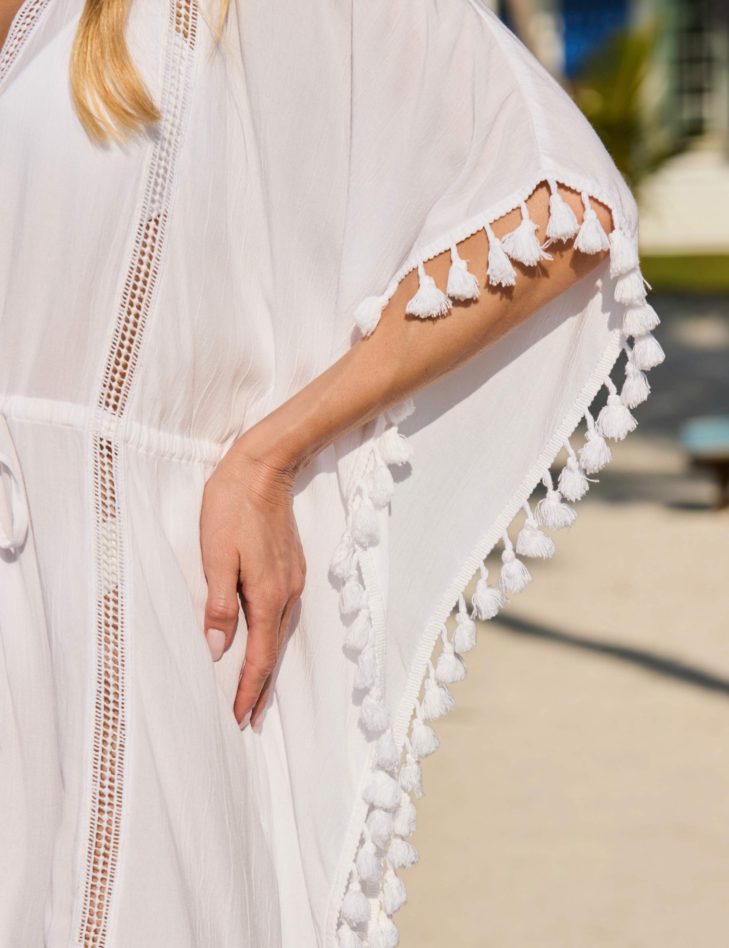 V-Neck Tassel Detail Knee Length Beach Dress 8 of 8