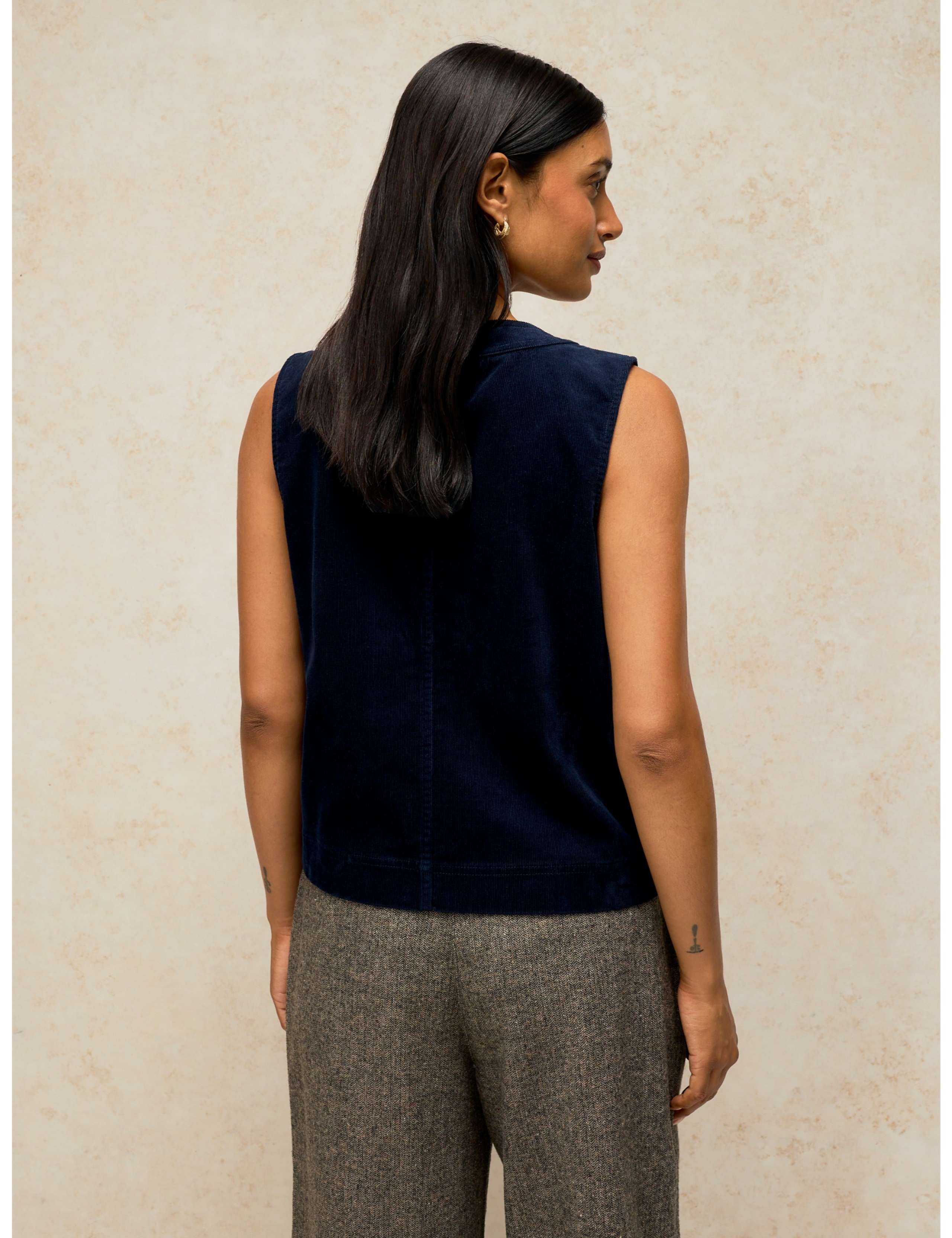 Cotton Rich V Neck Waistcoat 3 of 6