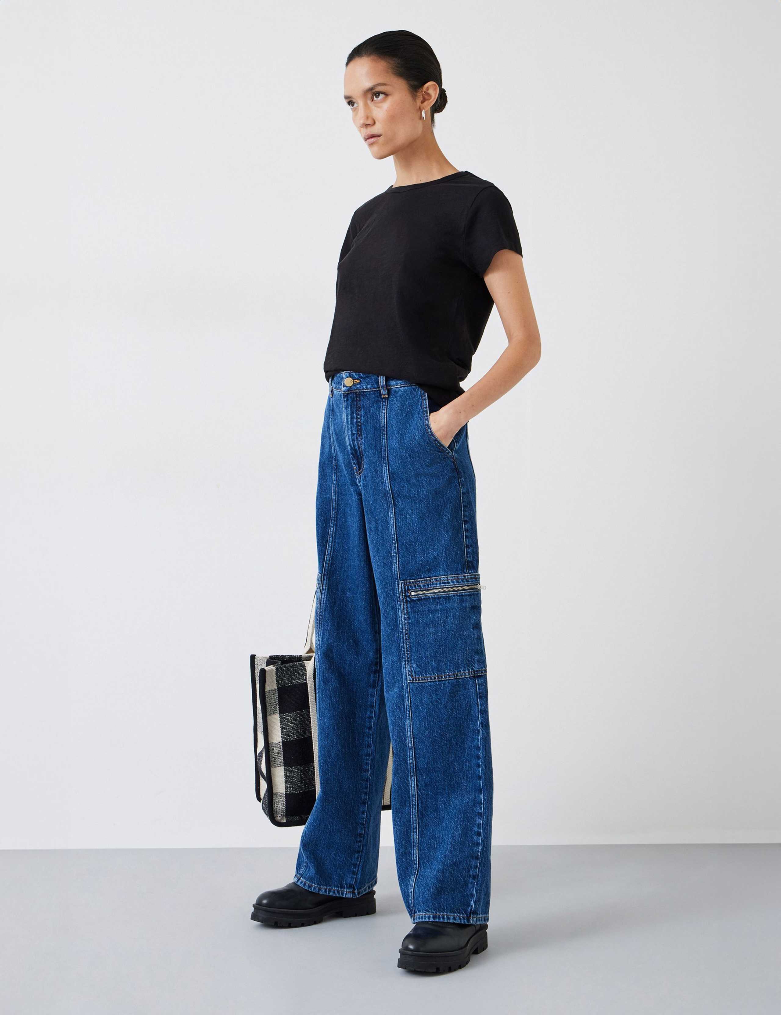 Pure Cotton Crew Neck Slim Fit T-Shirt 3 of 5