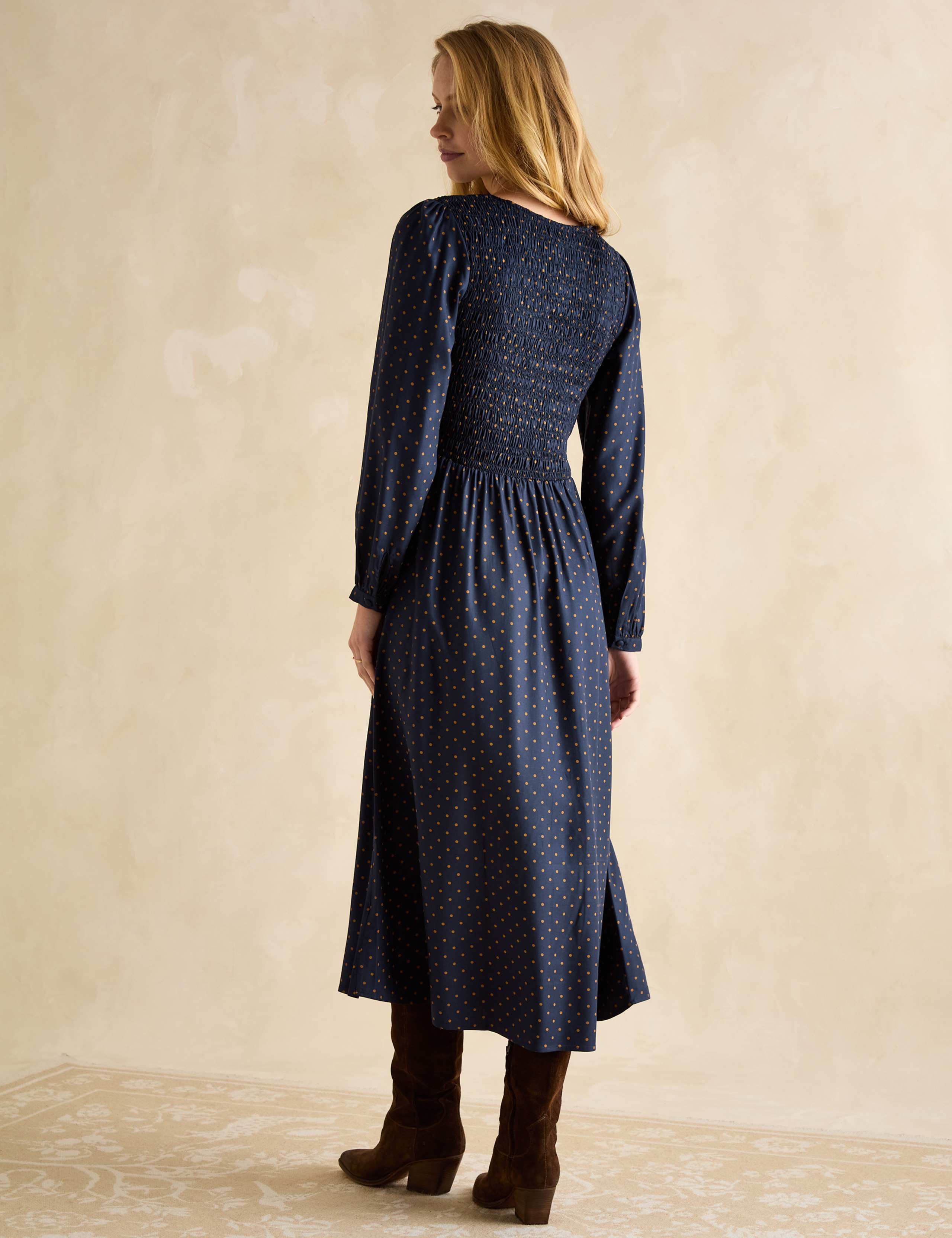 Polka Dot V-Neck Midaxi Waisted Dress 3 of 5