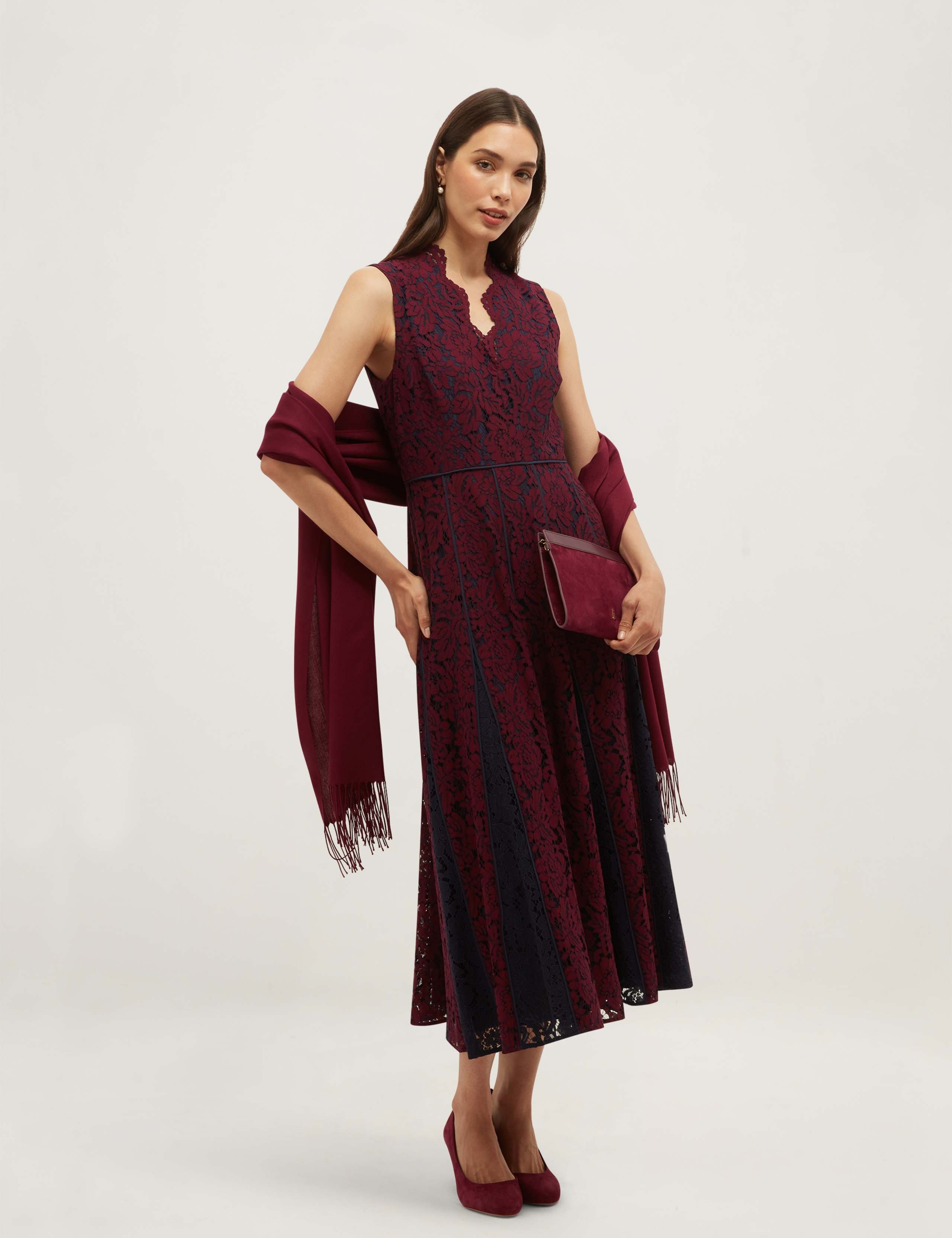 Lace V-Neck Knee Length Skater Dress 3 of 5