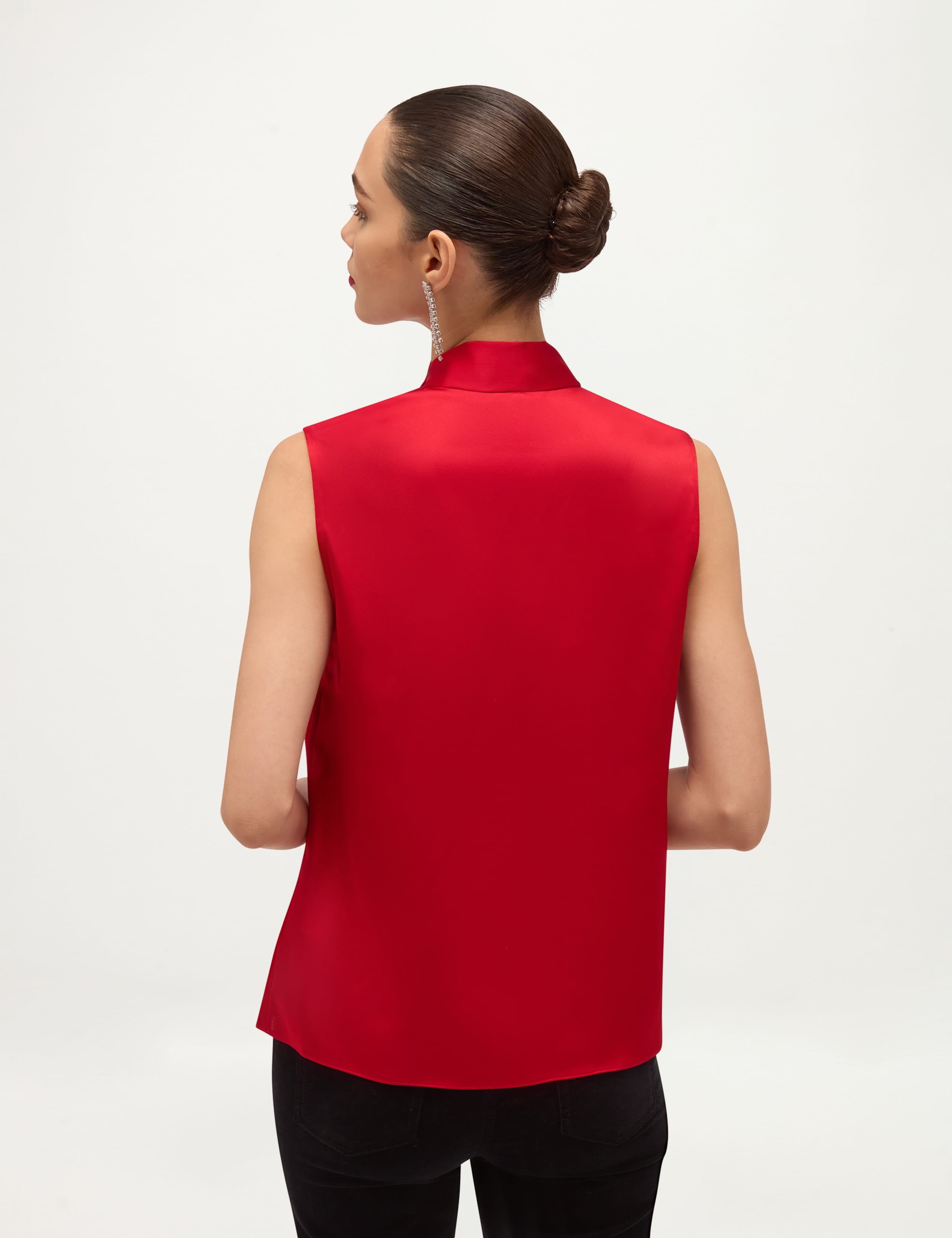 Satin V Neck Sleeveless Top 5 of 8