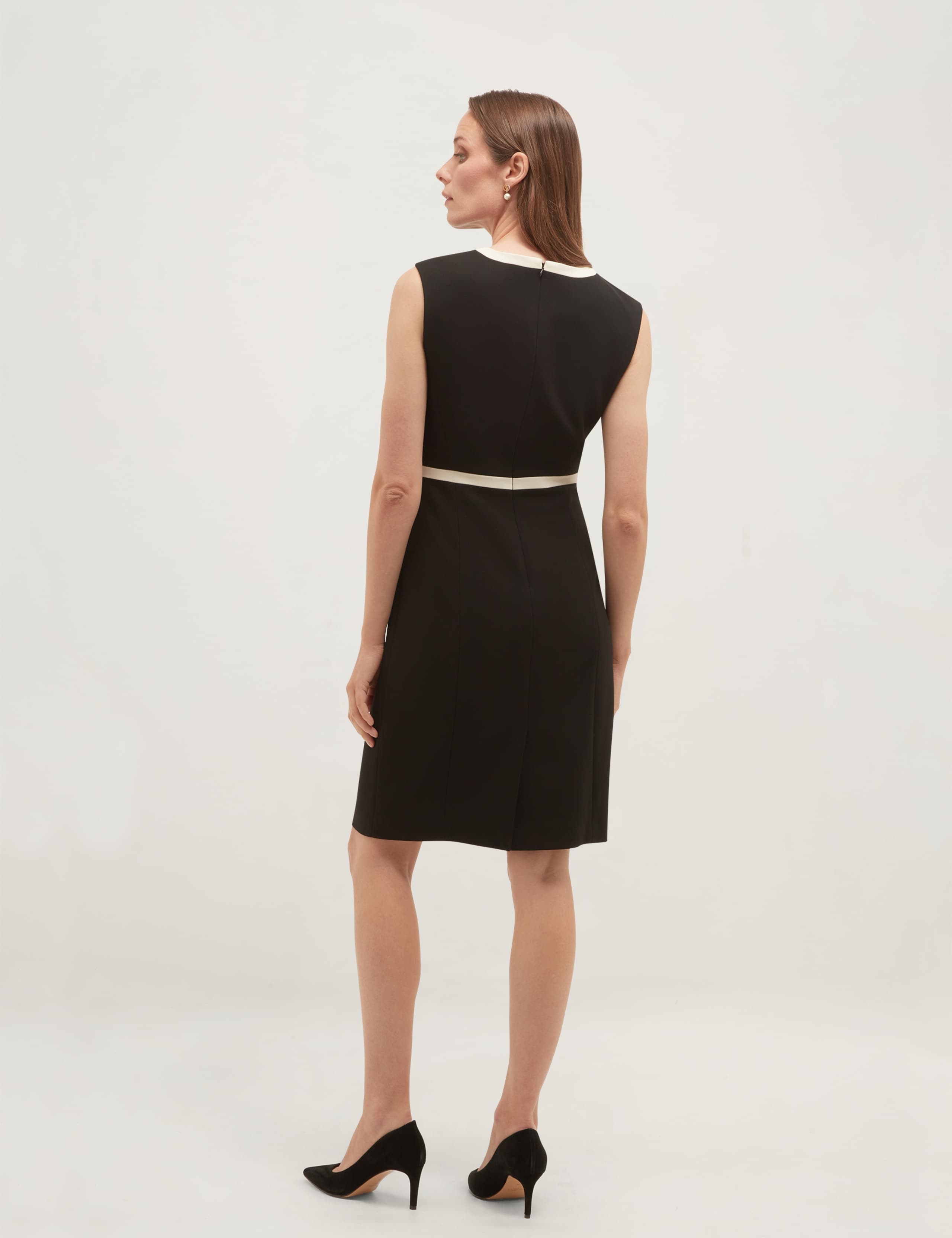 Colour Block Knee Length Shift Dress 4 of 5